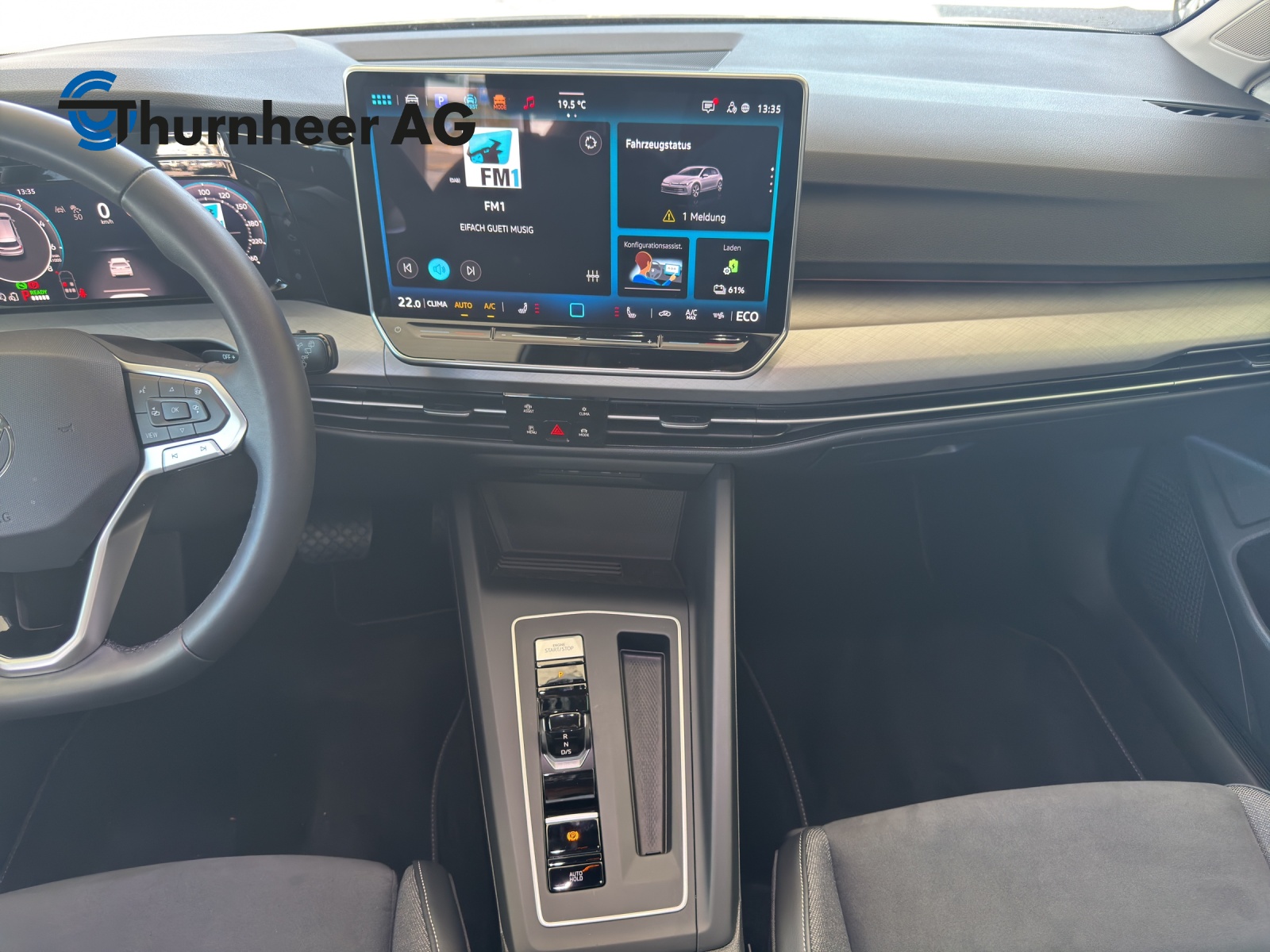 VW Golf 1.5 TSI PHEV Style-image-11