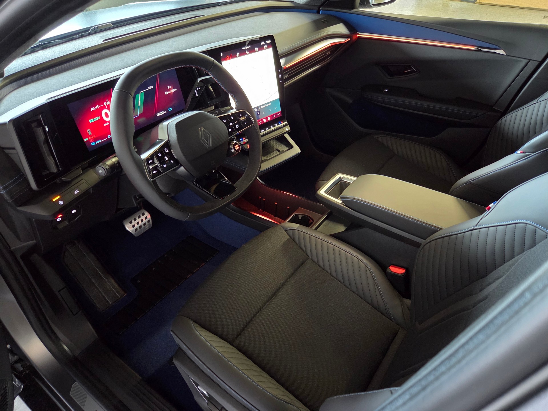RENAULT Scénic E-Tech esprit Alpine-image-9
