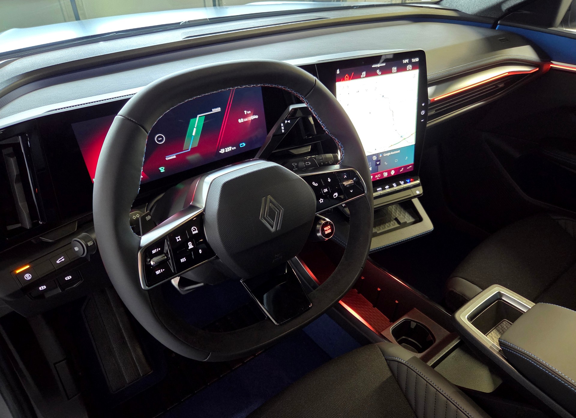 RENAULT Scénic E-Tech esprit Alpine-image-7