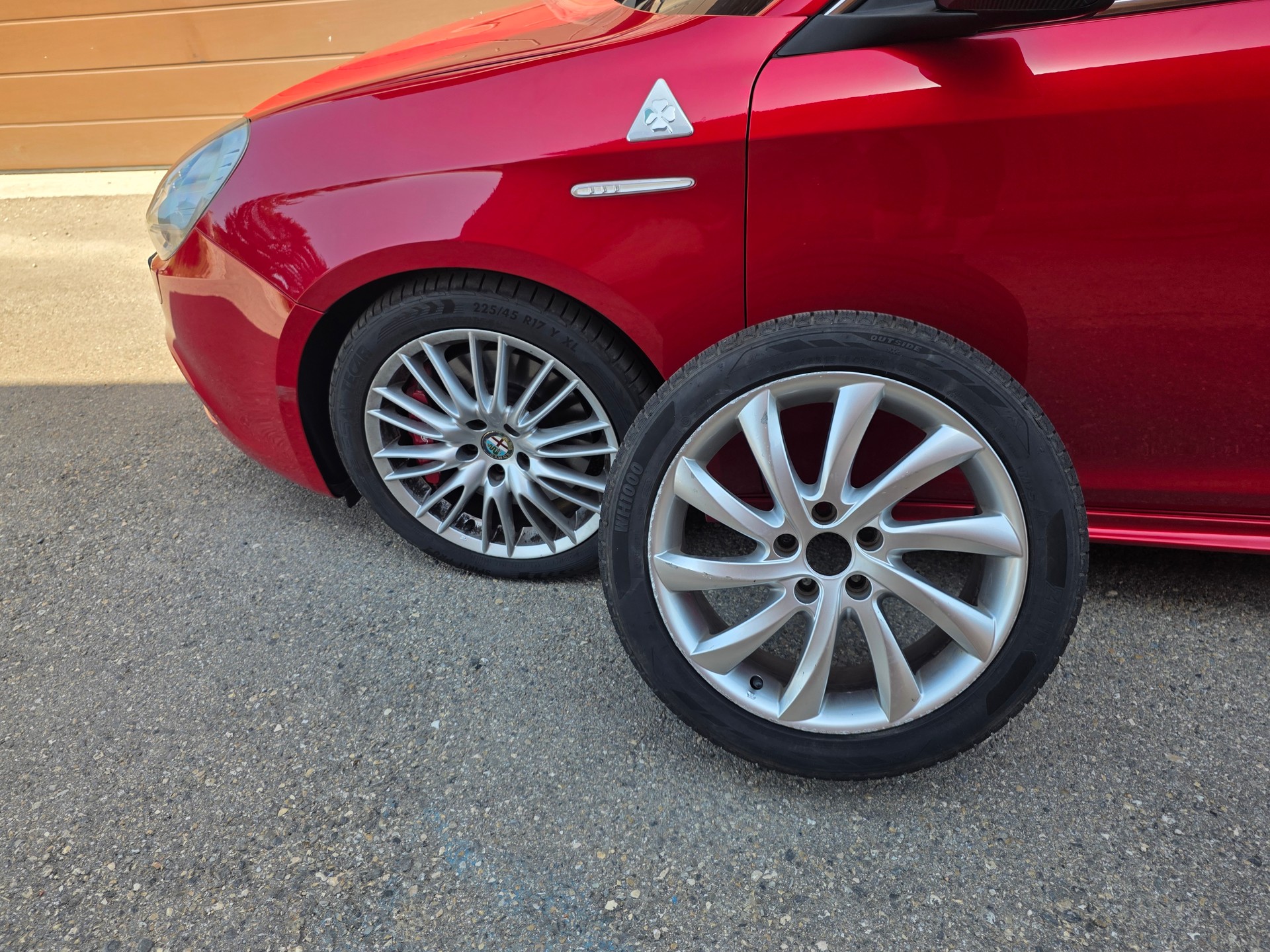 ALFA ROMEO Giulietta 1750 TBi Quadrifoglio Verde-image-13