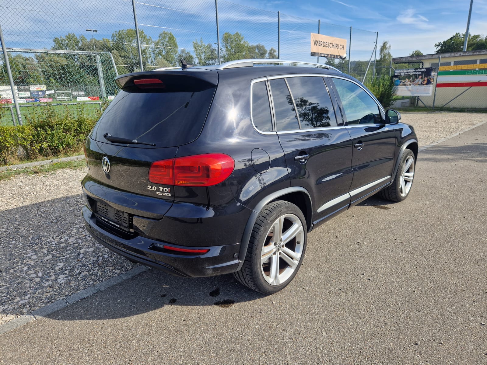 VW Tiguan 2.0 TDI BlueMotion Sport&Style 4Motion DSG-image-4