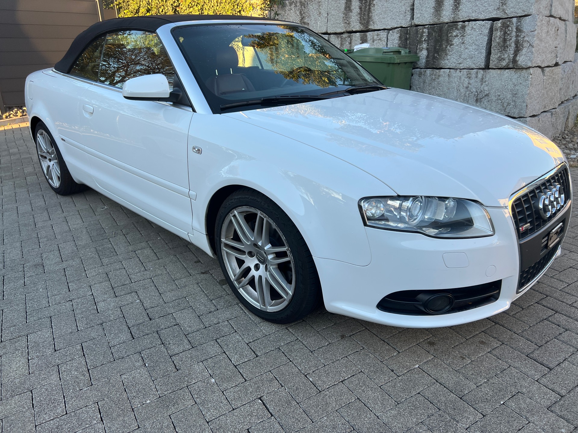 AUDI A4 Cabriolet 3.0 TDI quattro Frisch ab Mfk-image-0
