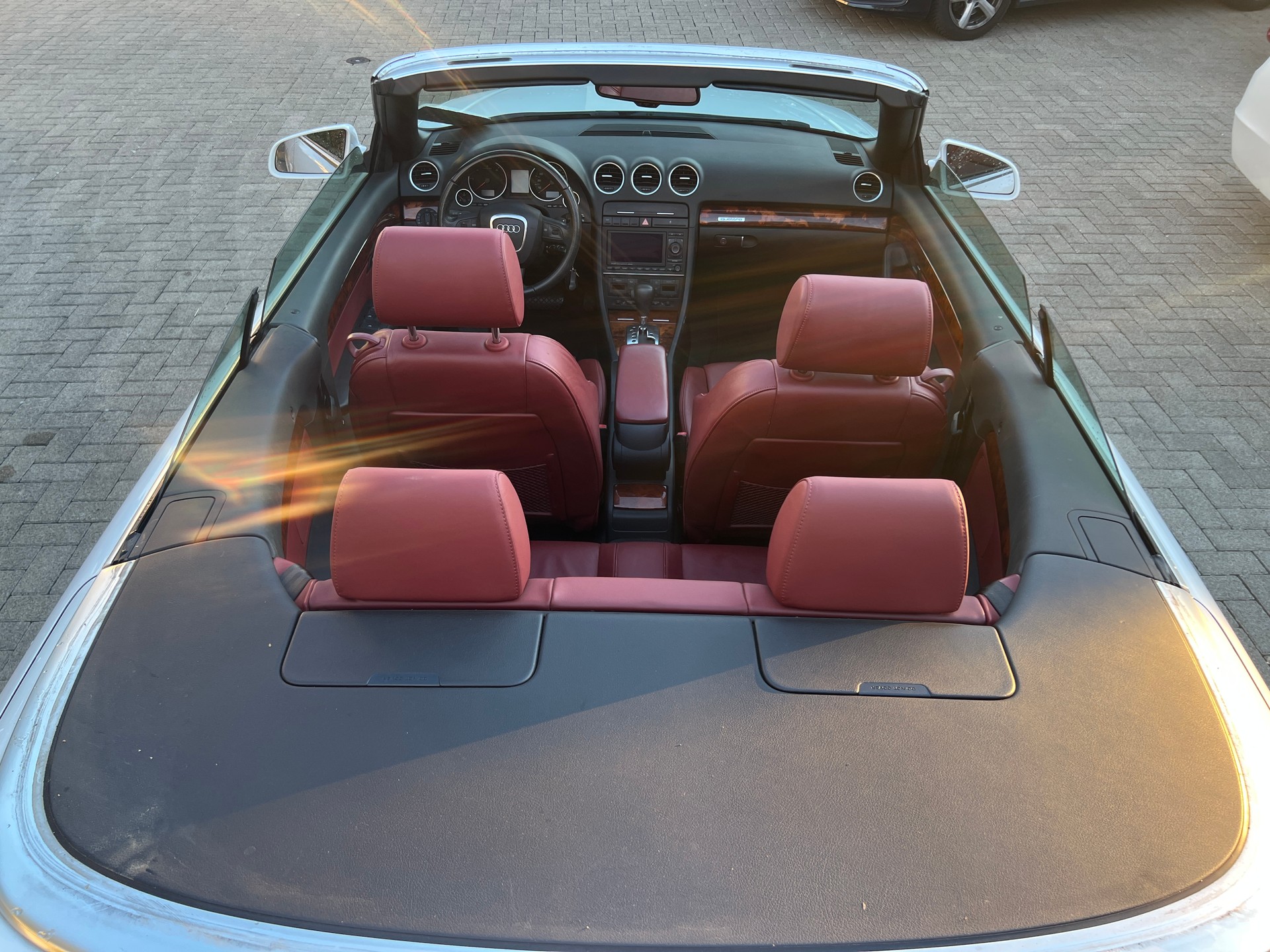 AUDI A4 Cabriolet 3.0 TDI quattro Frisch ab Mfk-image-9