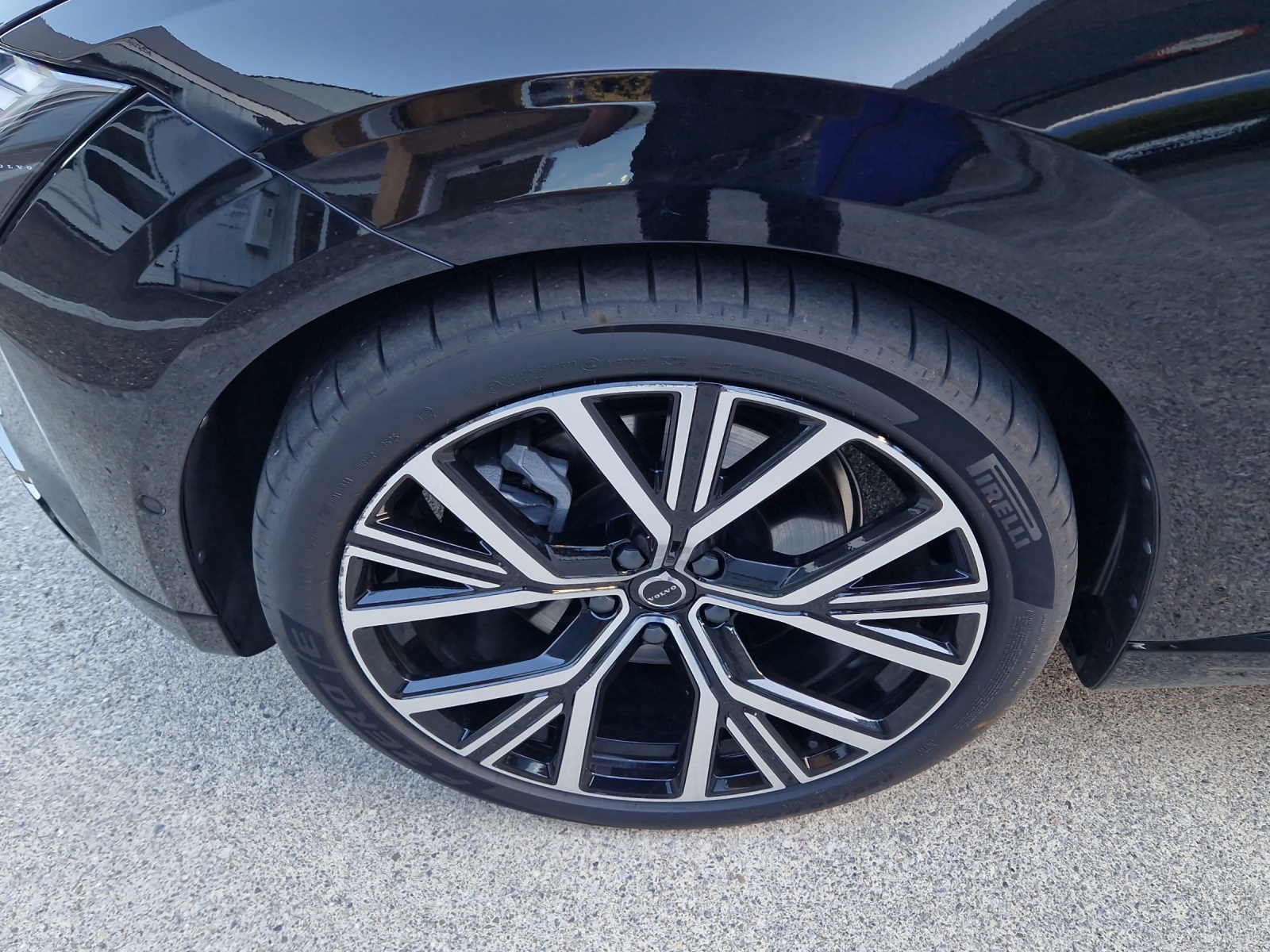 VOLVO ES90 Ultra-image-14