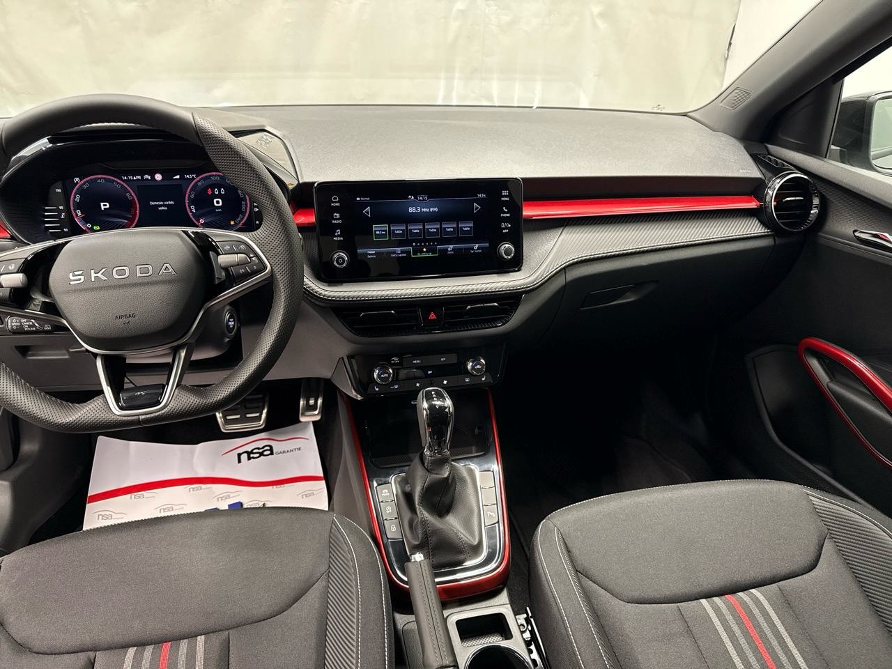 SKODA Fabia 1.5 TSI Monte Carlo DSG-image-4