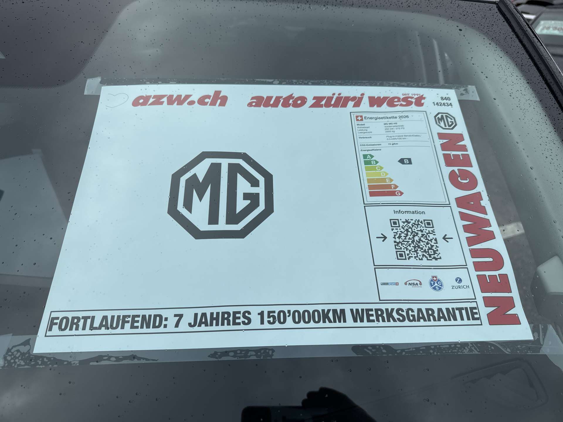 MG HS 1.5 T PHEV Comfort 272PS Automat-image-3