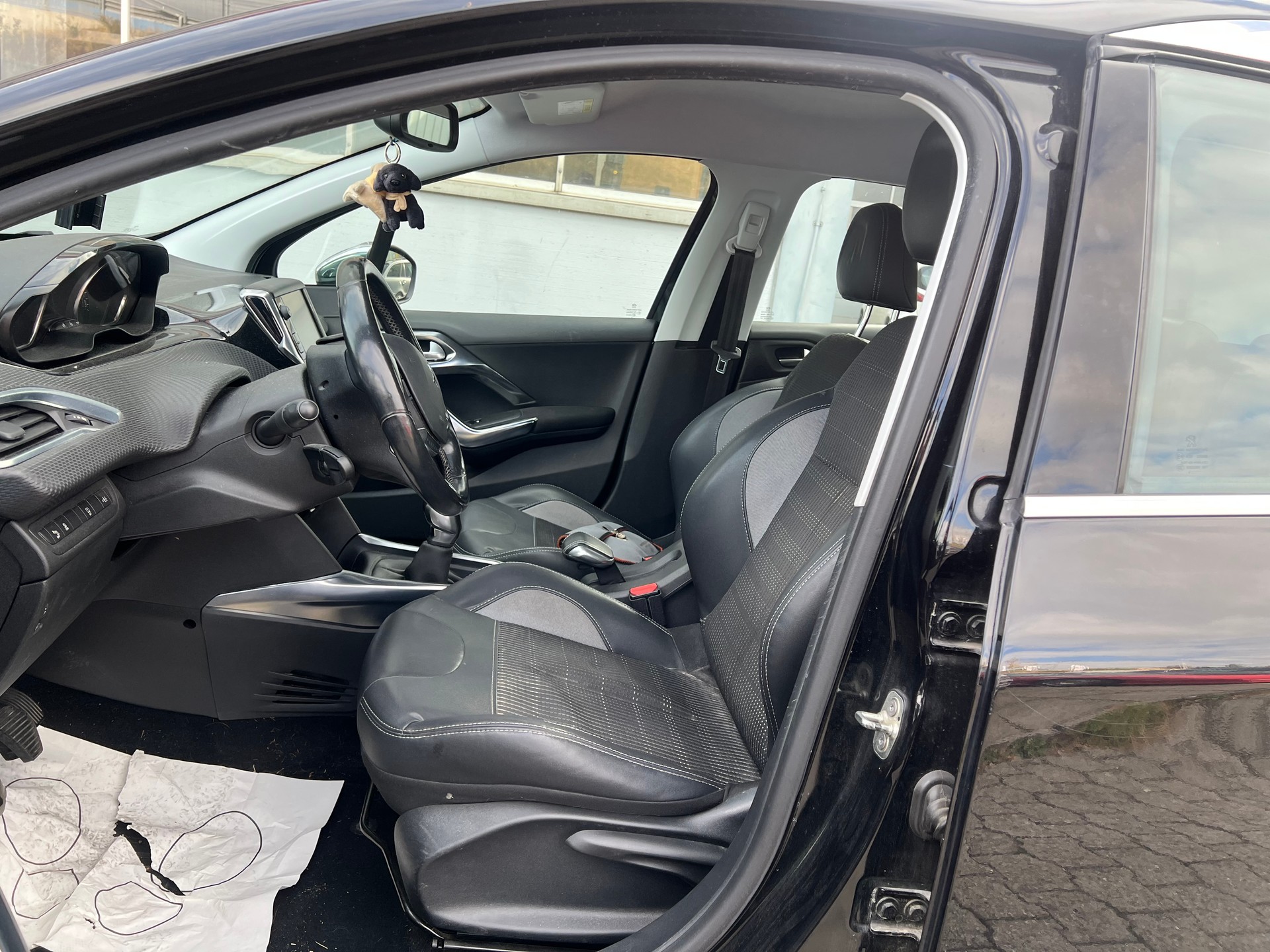 PEUGEOT 2008 1.2 VTI Access-image-8
