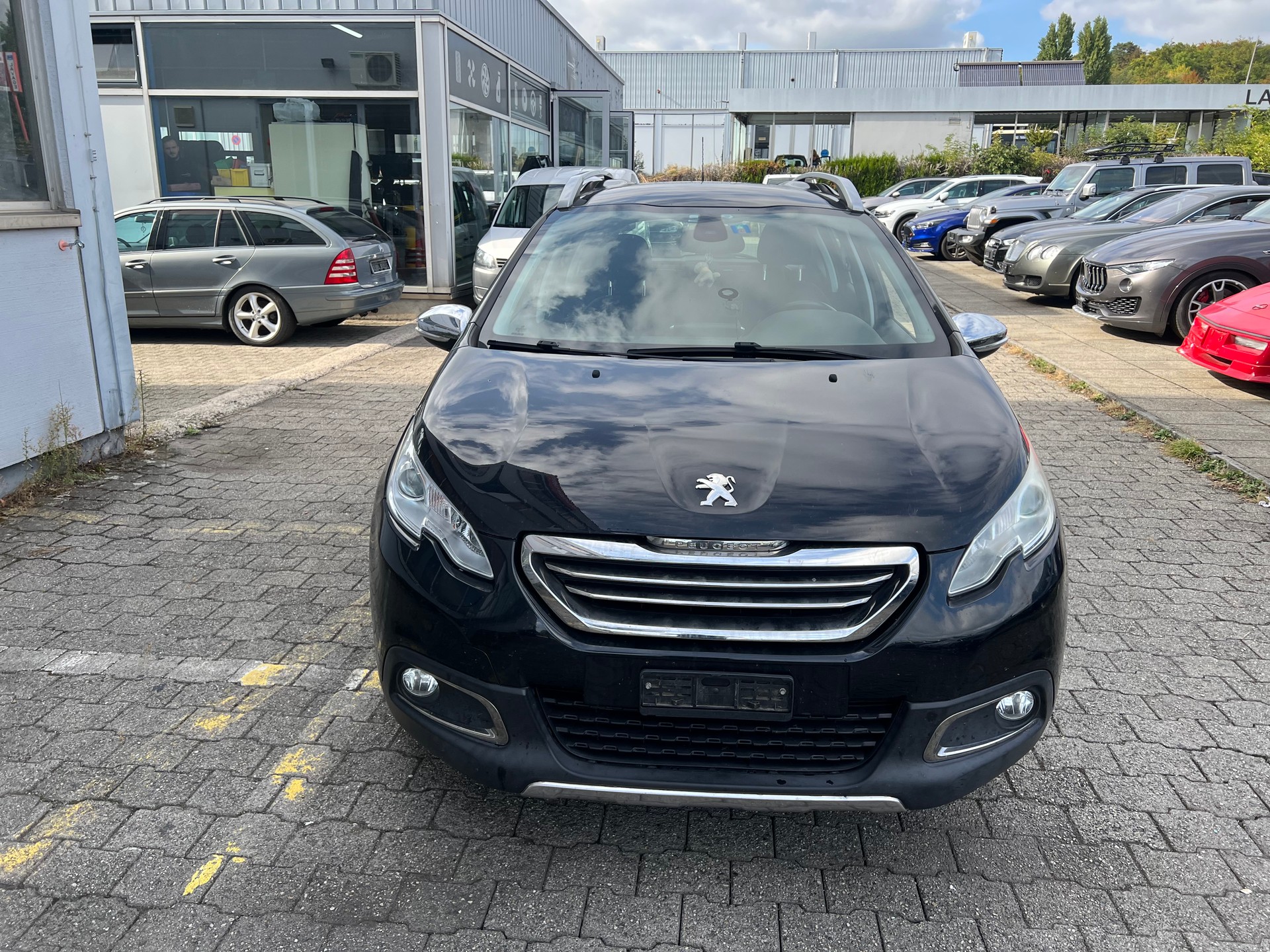 PEUGEOT 2008 1.2 VTI Access-image-1