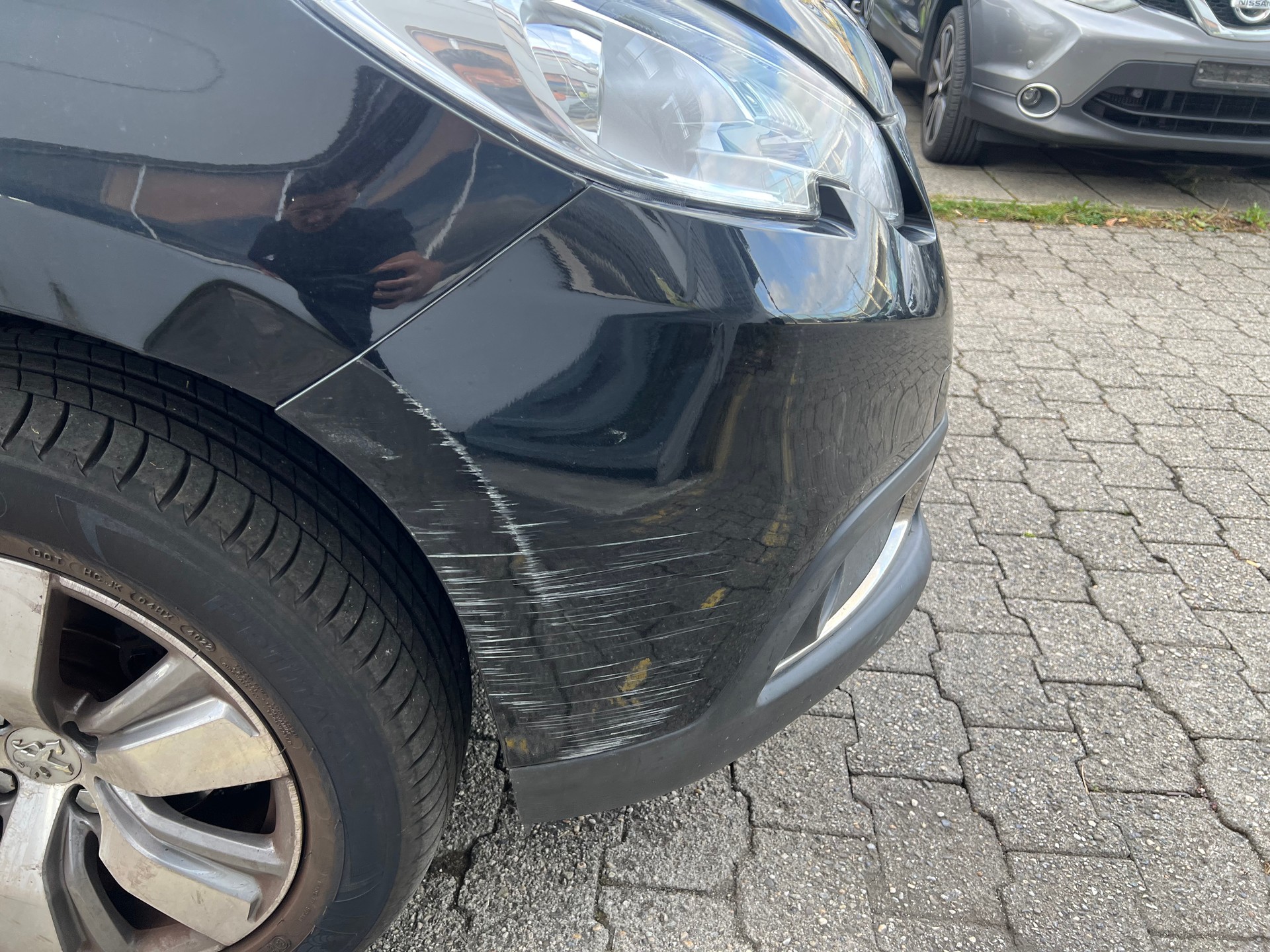 PEUGEOT 2008 1.2 VTI Access-image-3