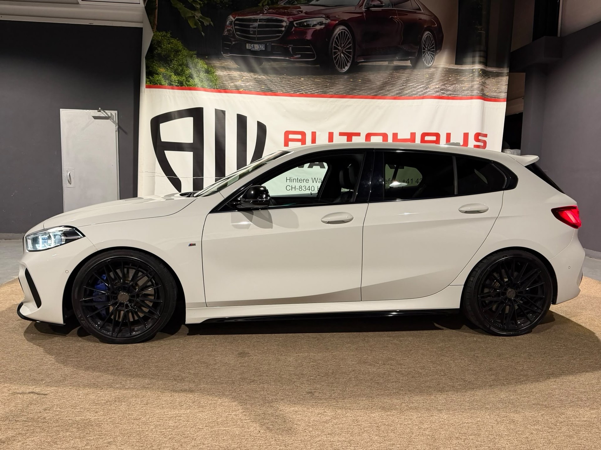 BMW M135i xDrive Steptronic-image-5