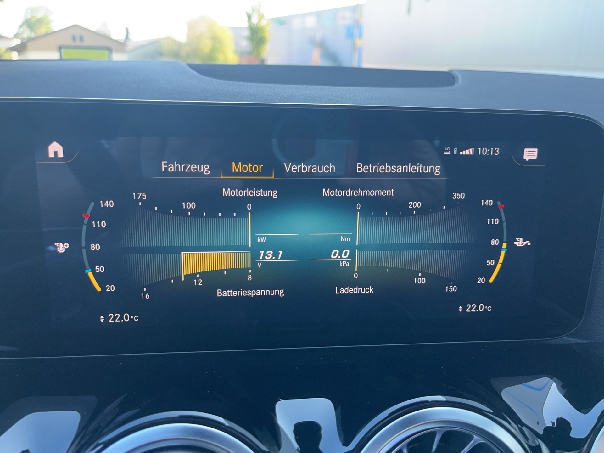 MERCEDES-BENZ GLA 250 4Matic AMG Line 8G-DCT *Sitzheizung/Lüftung, Panoramadach, AHK, Head up, 360°Kameras°-image-19