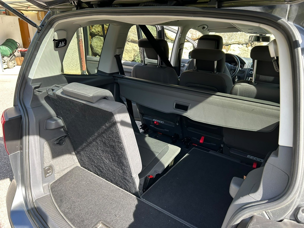 VW Tiguan 2.0 TDI SCR Highline 4Motion DSG R-Line-image-14