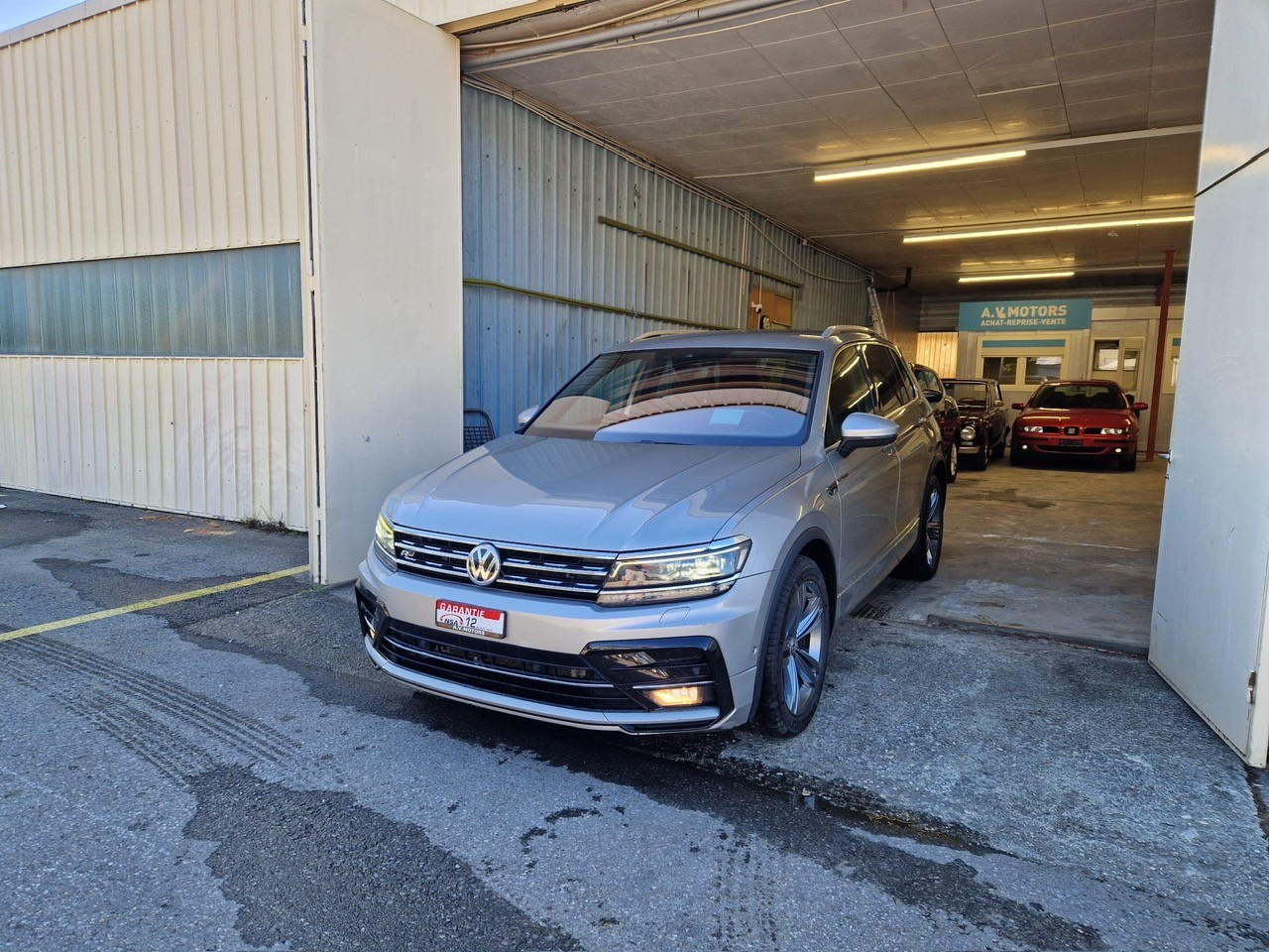 VW Tiguan 2.0 TDI SCR Highline 4Motion DSG R-Line