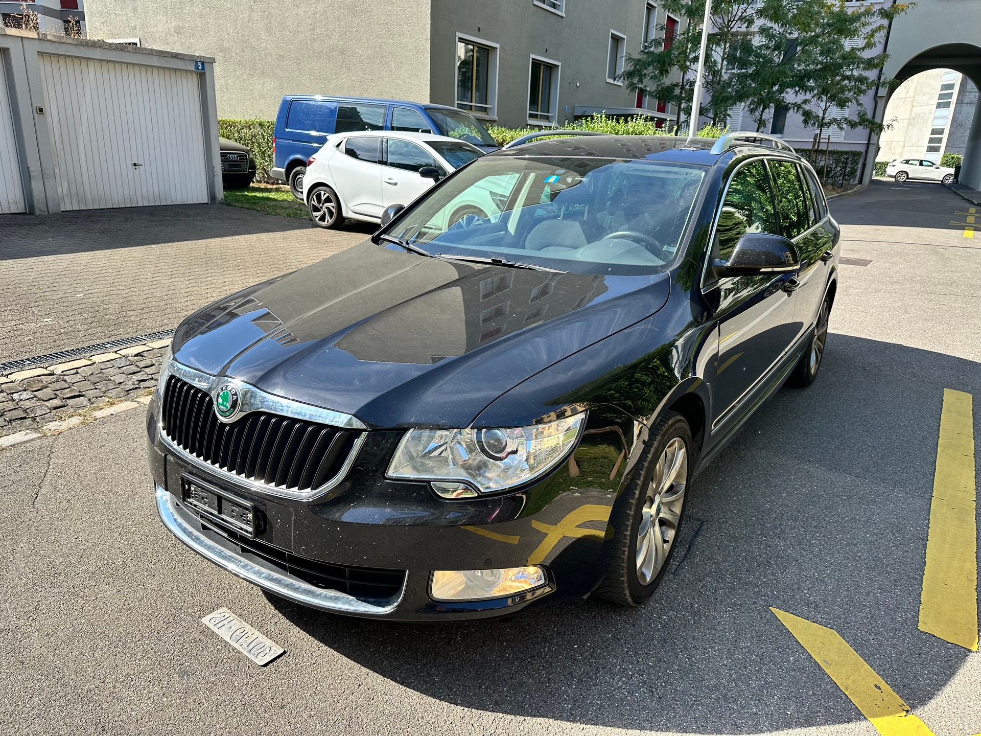 SKODA Superb 1.8 TSI Elegance 4x4-image-0