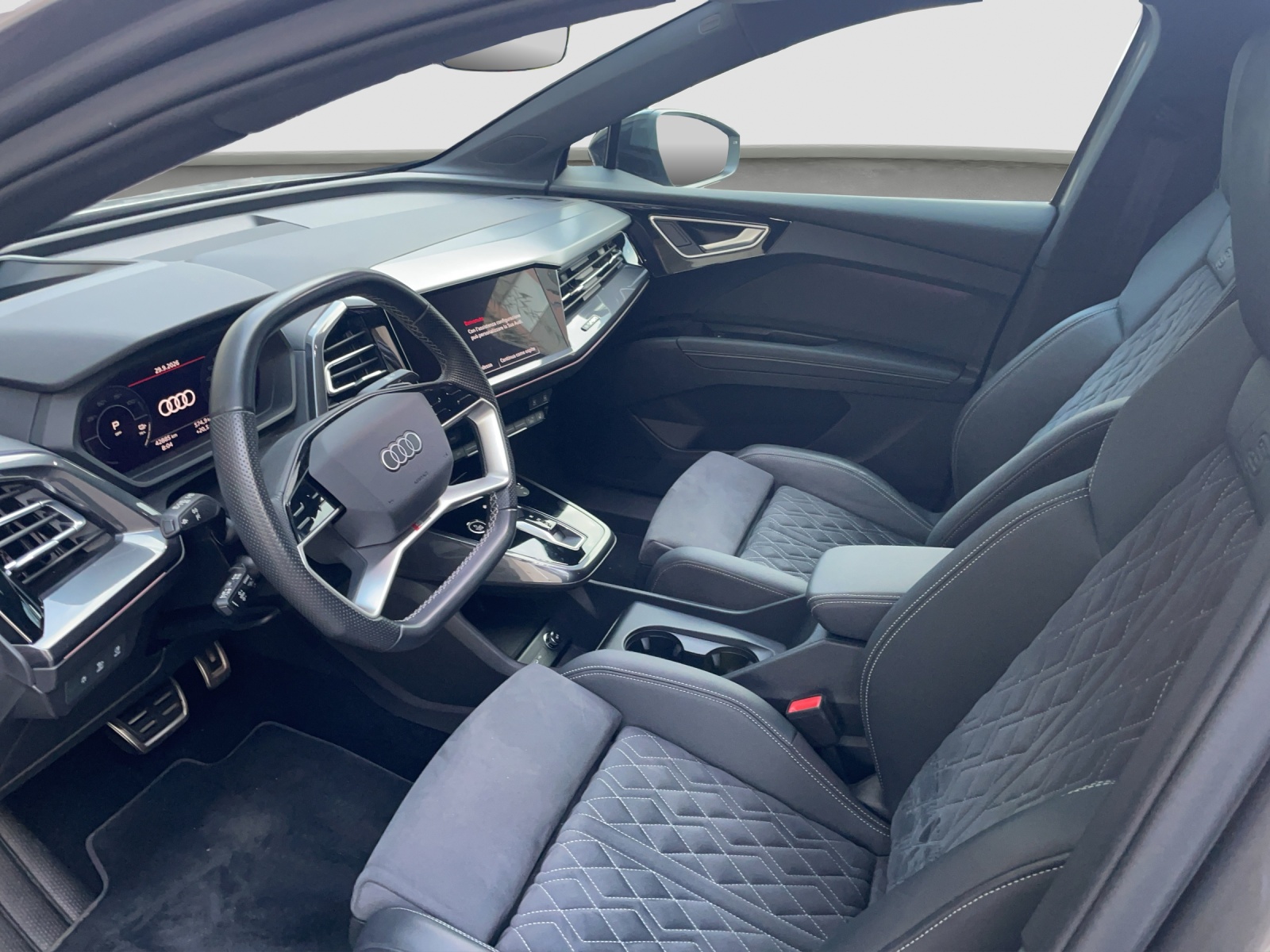 AUDI Q4 Sportback e-tron 50 quattro-image-7