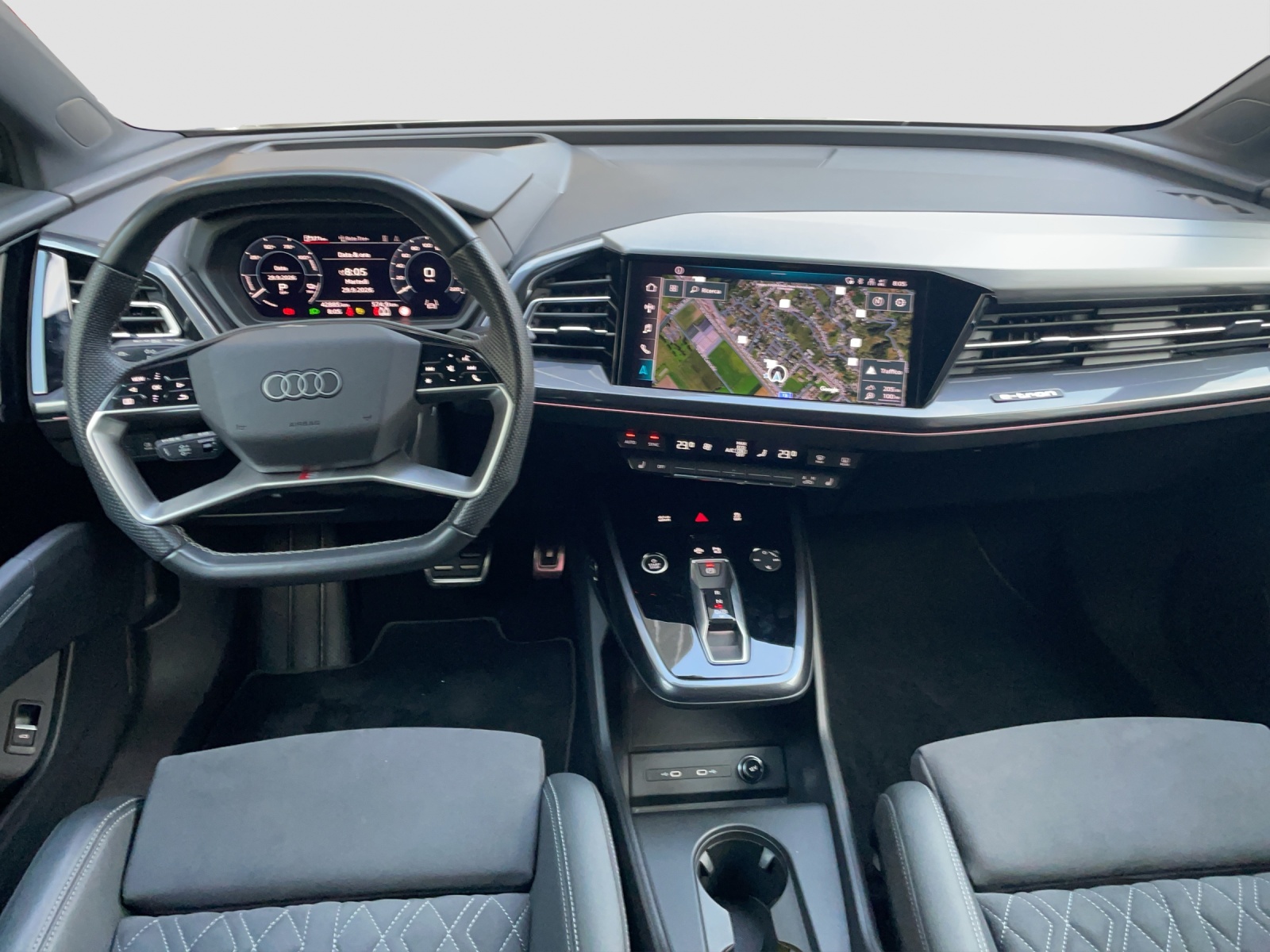 AUDI Q4 Sportback e-tron 50 quattro-image-8