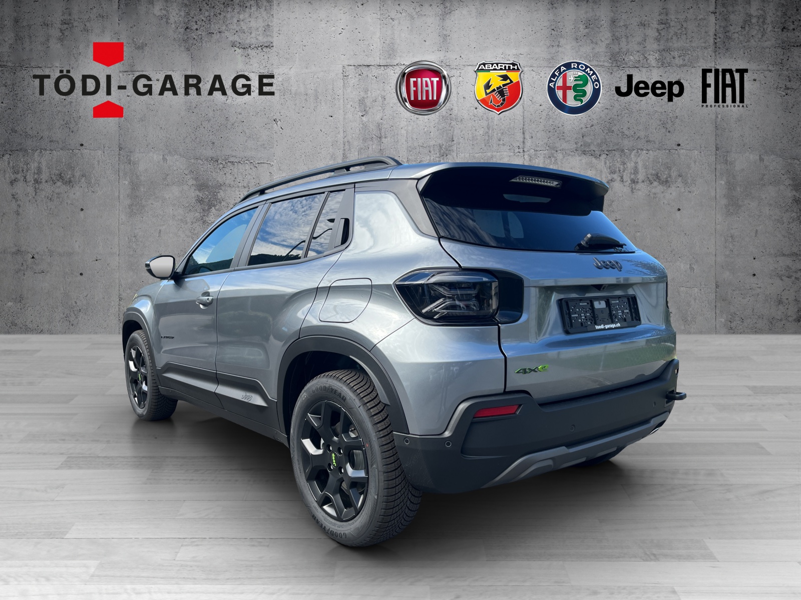 JEEP Avenger 1.2 MHEV Overland 4xe-showroom-element-3