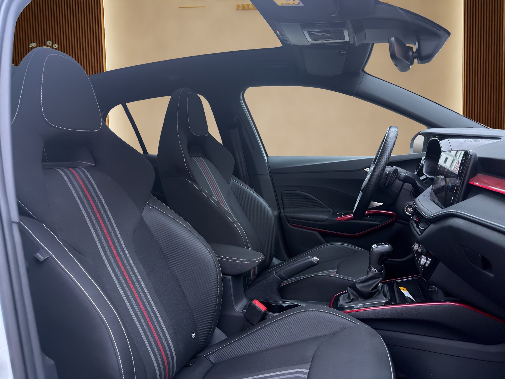 SKODA Fabia 1.5 TSI Monte Carlo DSG-image-18