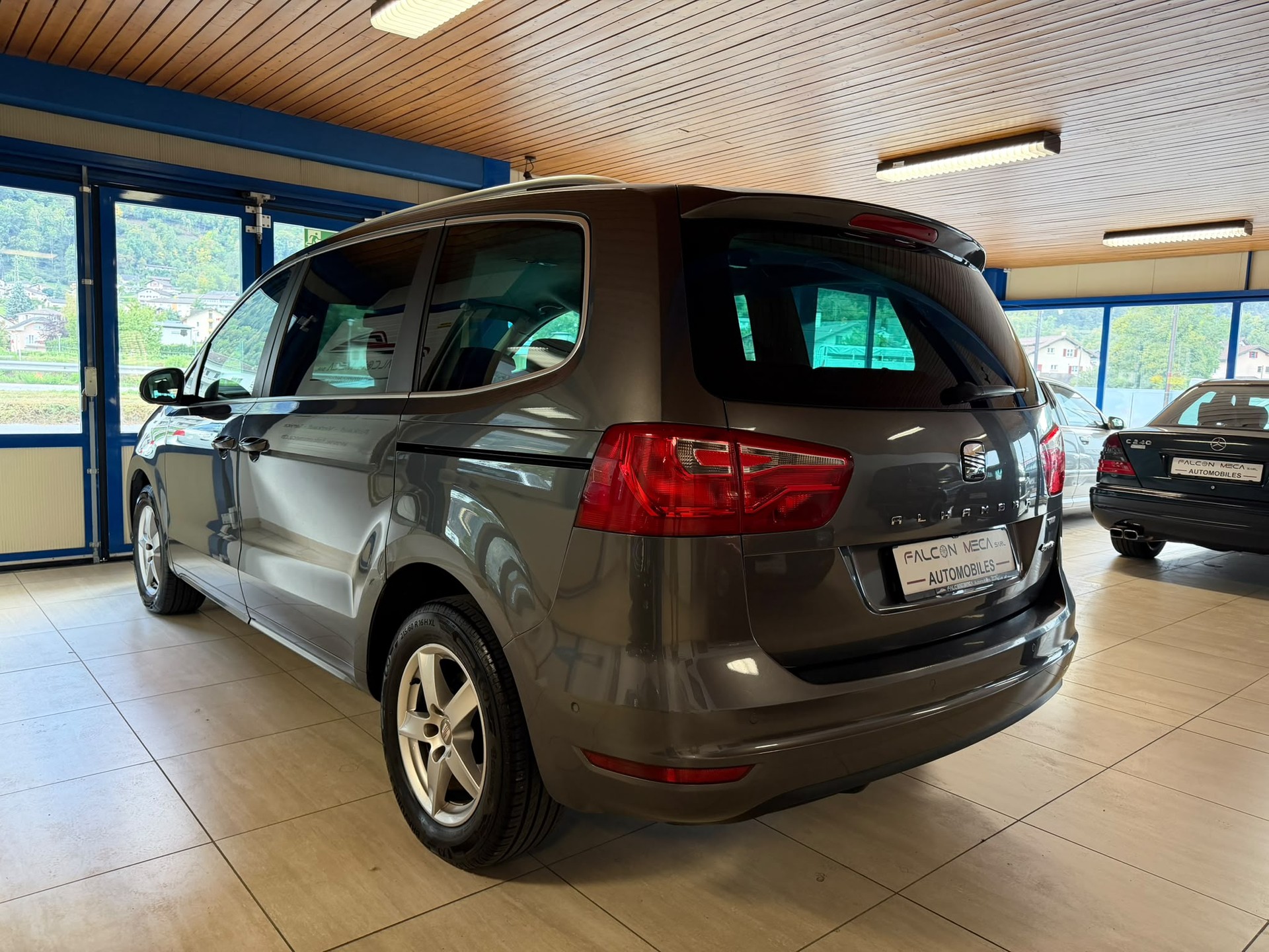 SEAT Alhambra 2.0 TDI Style Viva 4x4-image-9