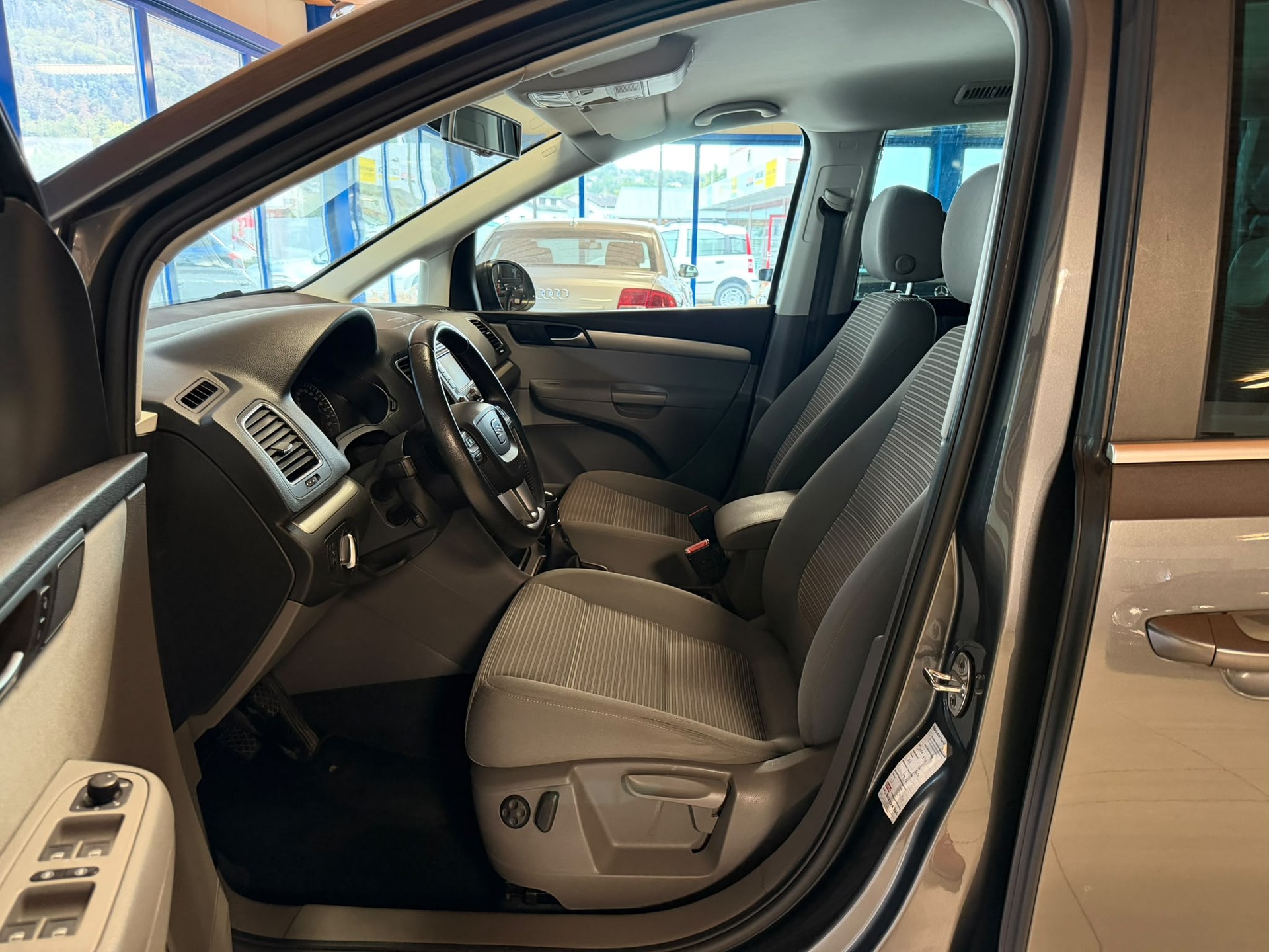 SEAT Alhambra 2.0 TDI Style Viva 4x4-image-12