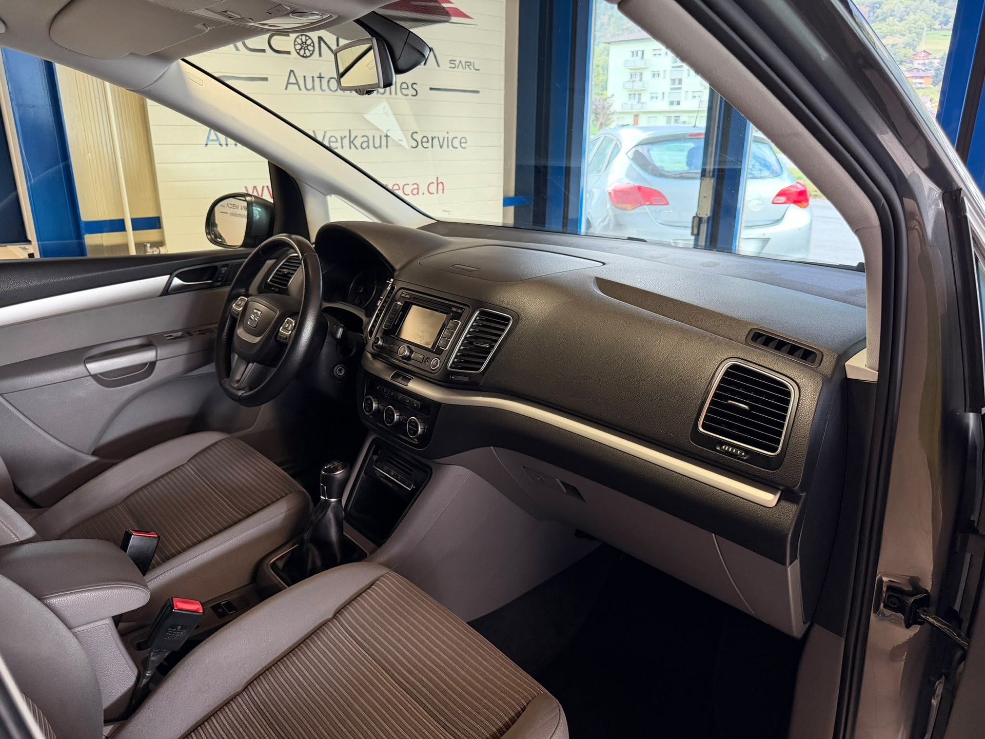SEAT Alhambra 2.0 TDI Style Viva 4x4-image-17
