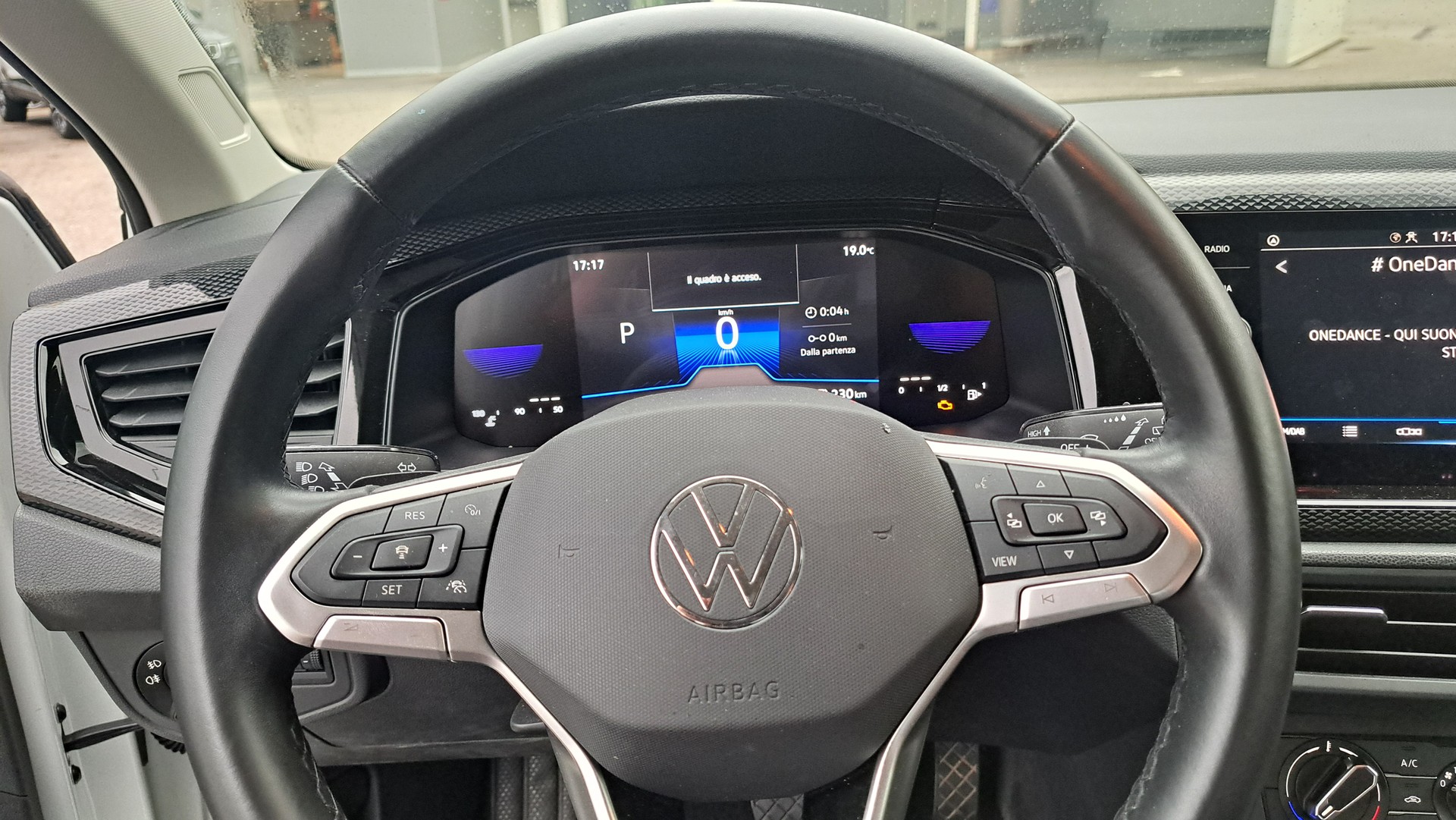 VW Polo 1.0 TSI Life DSG-image-10