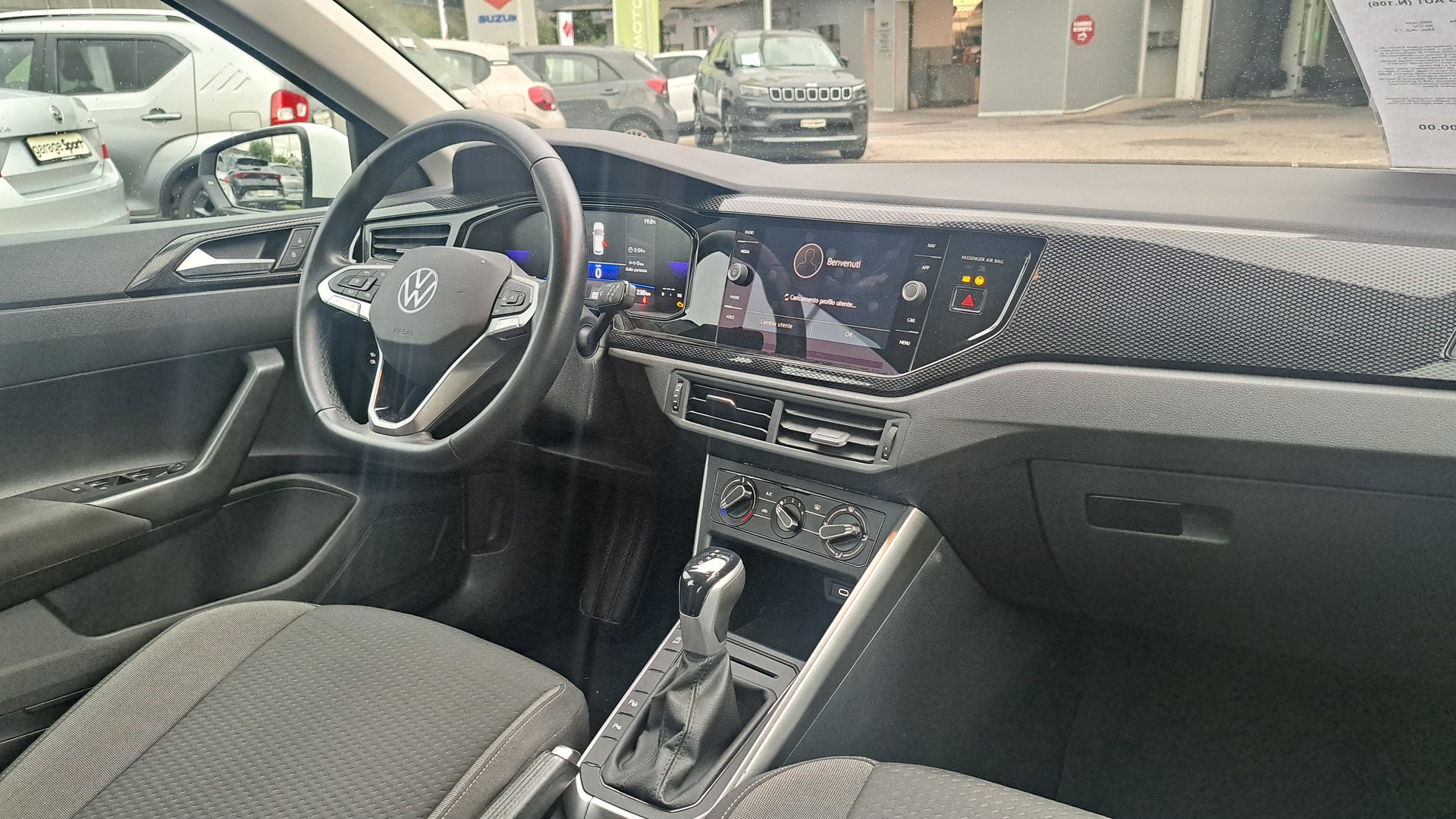 VW Polo 1.0 TSI Life DSG-image-11