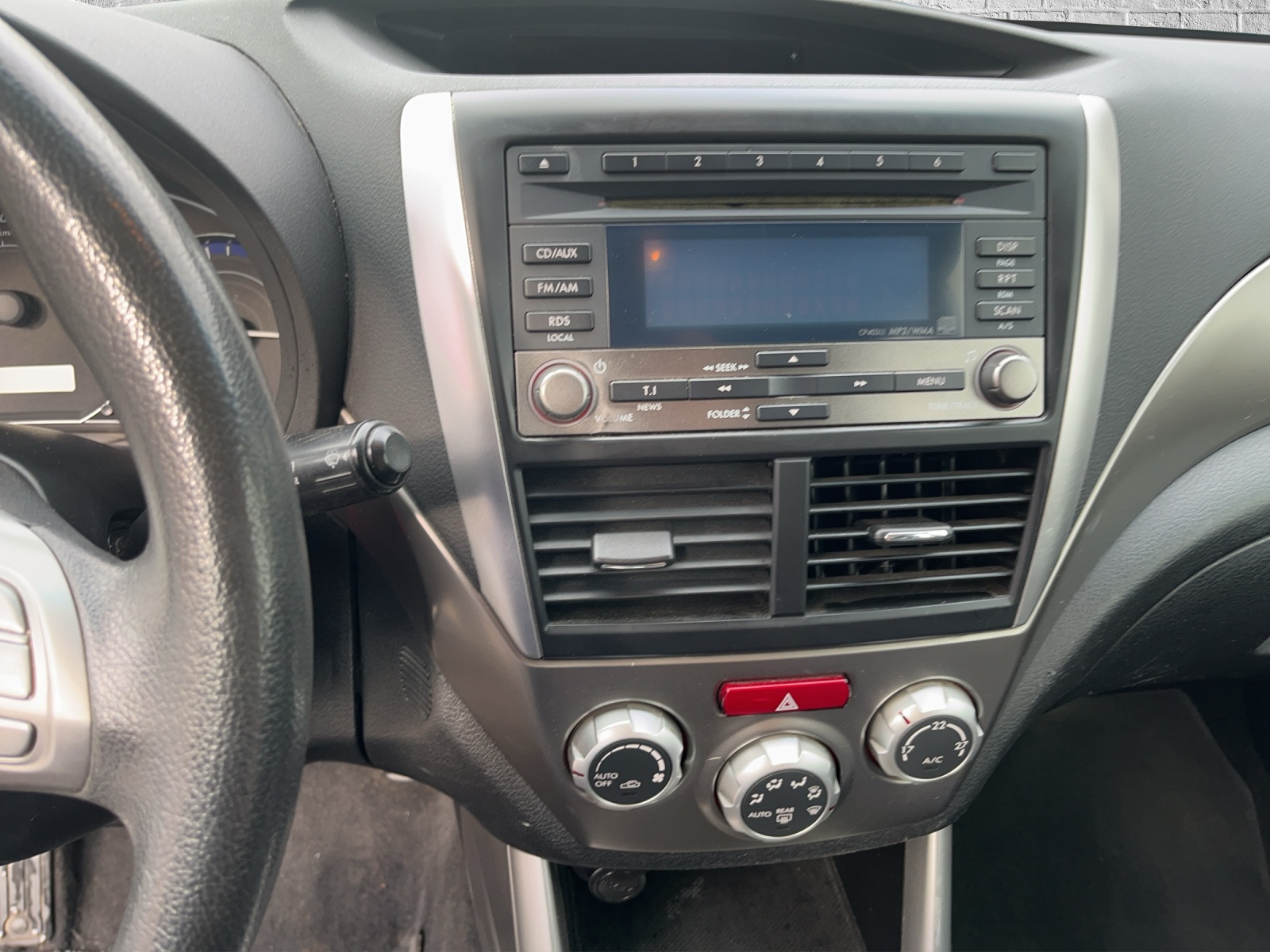 SUBARU Forester 2.0X Swiss-image-10