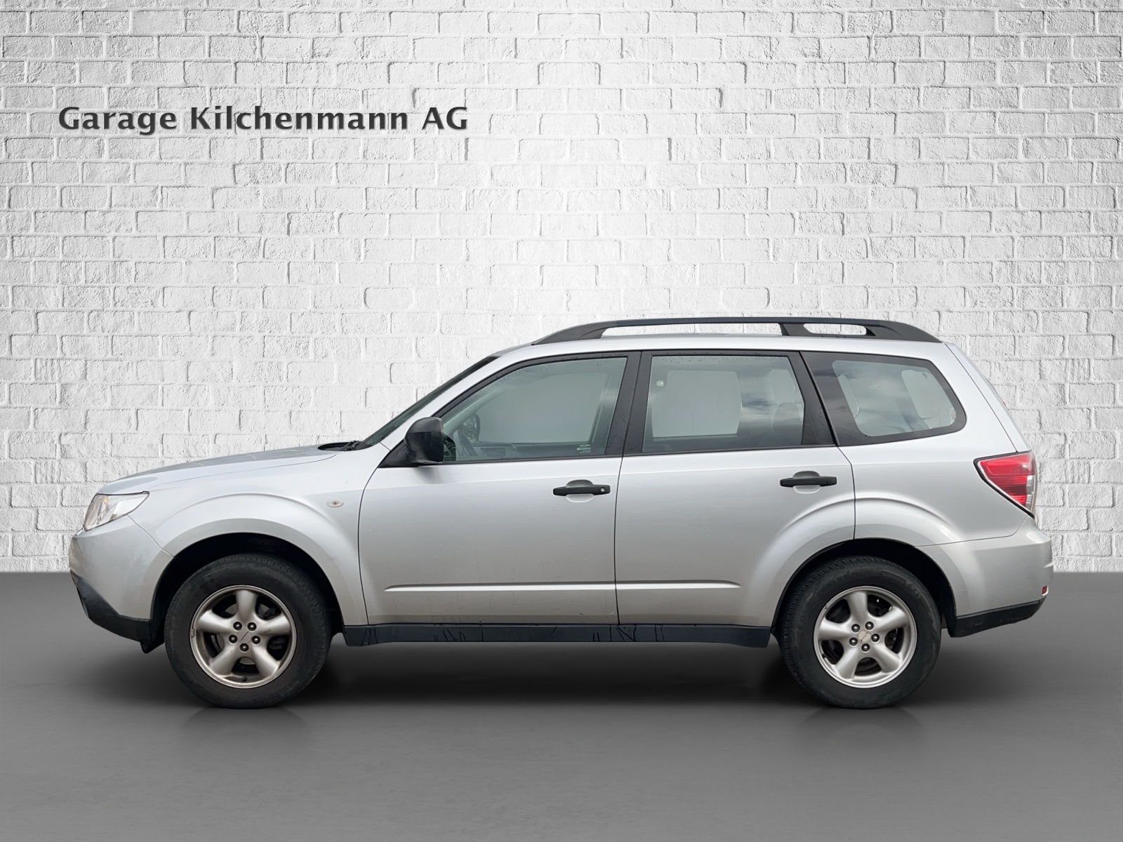 SUBARU Forester 2.0X Swiss-image-1
