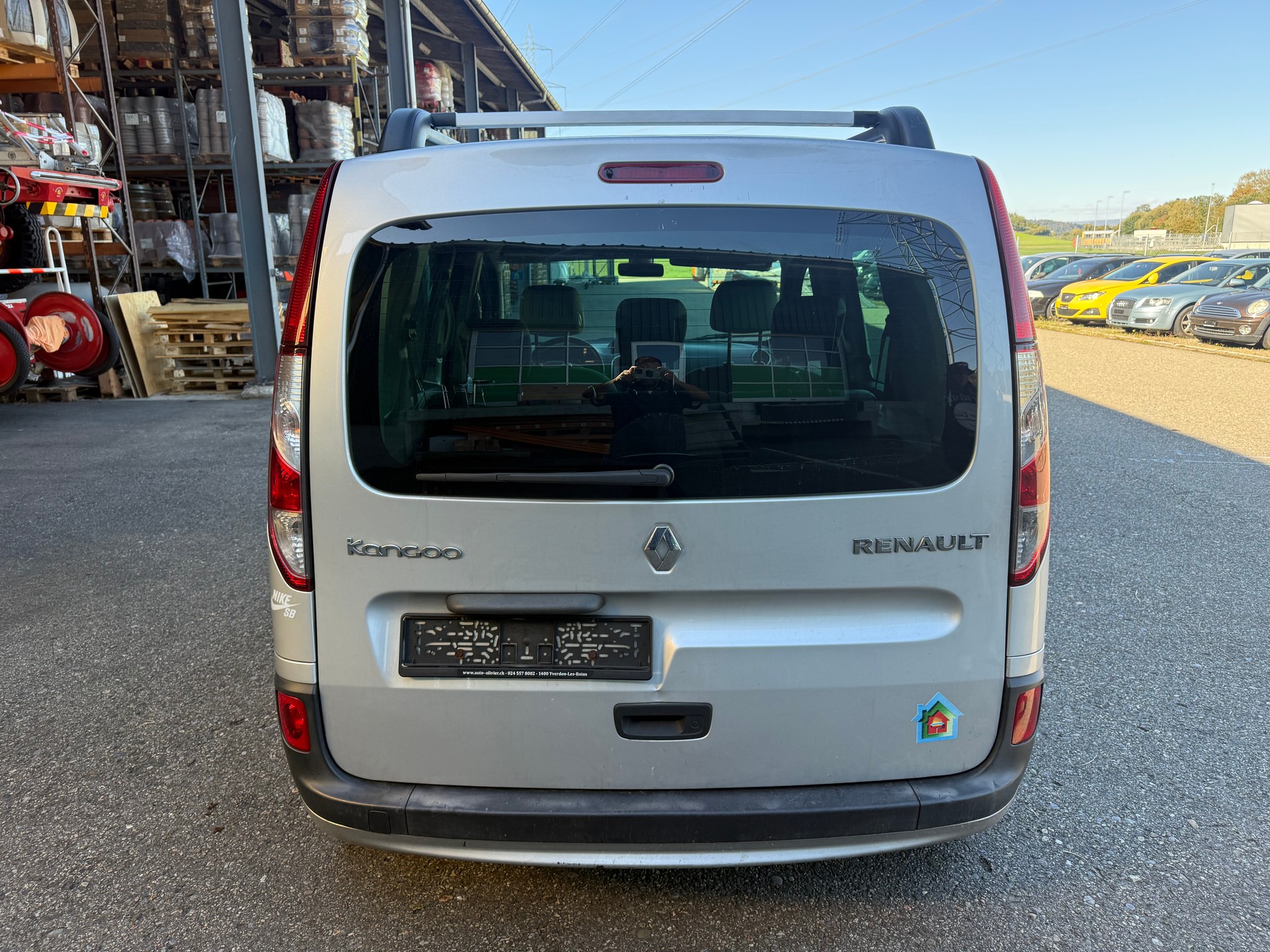RENAULT Kangoo 1.5 dCi Swiss Edition-image-4