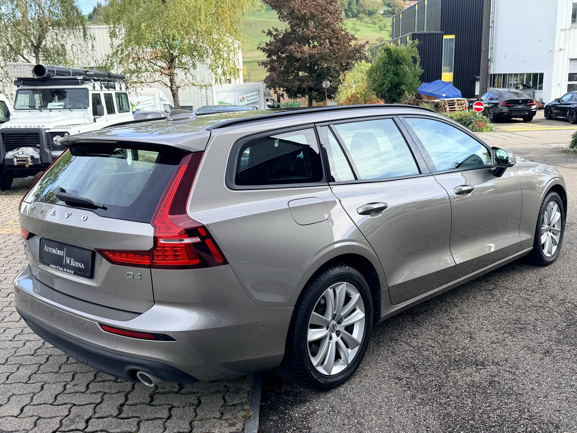 VOLVO V60 D4 Inscription Geartronic-showroom-element-2