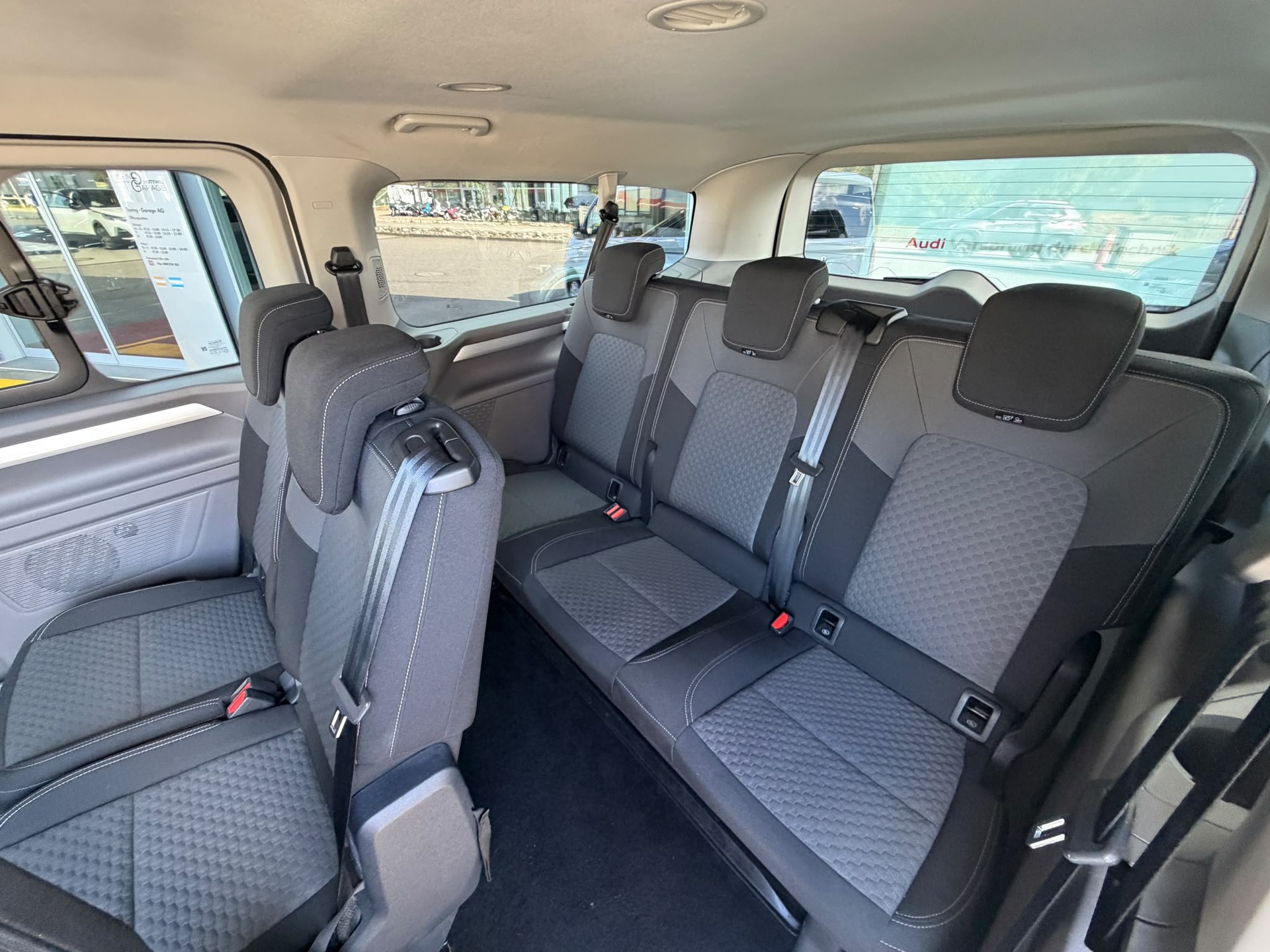 VW Caravelle 2.0 TDI Life LWB 4Motion 4x4 Automat 9-Sitzplätze-image-22