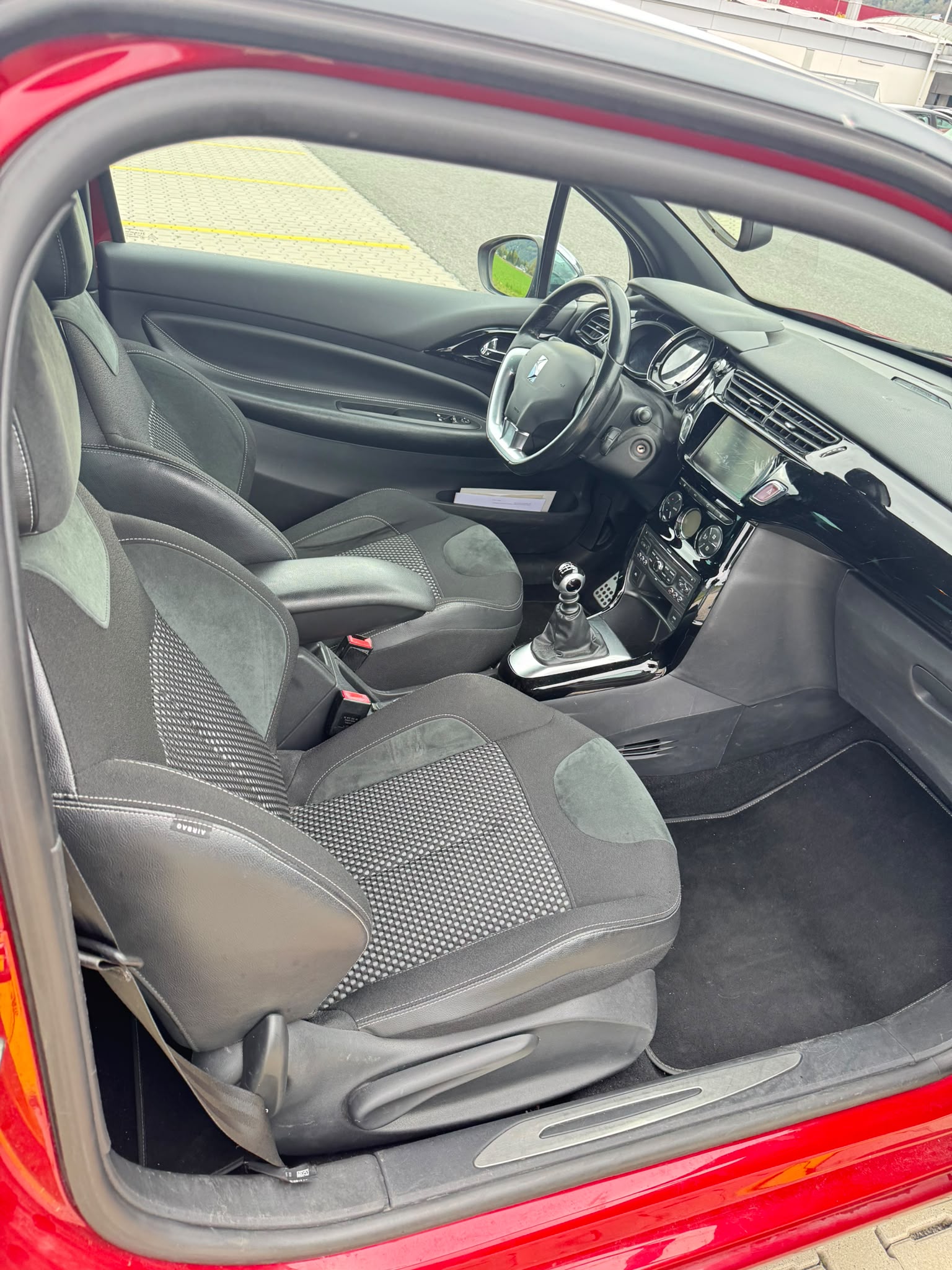 DS AUTOMOBILES DS3 1.6 THP Sport Chic-image-6