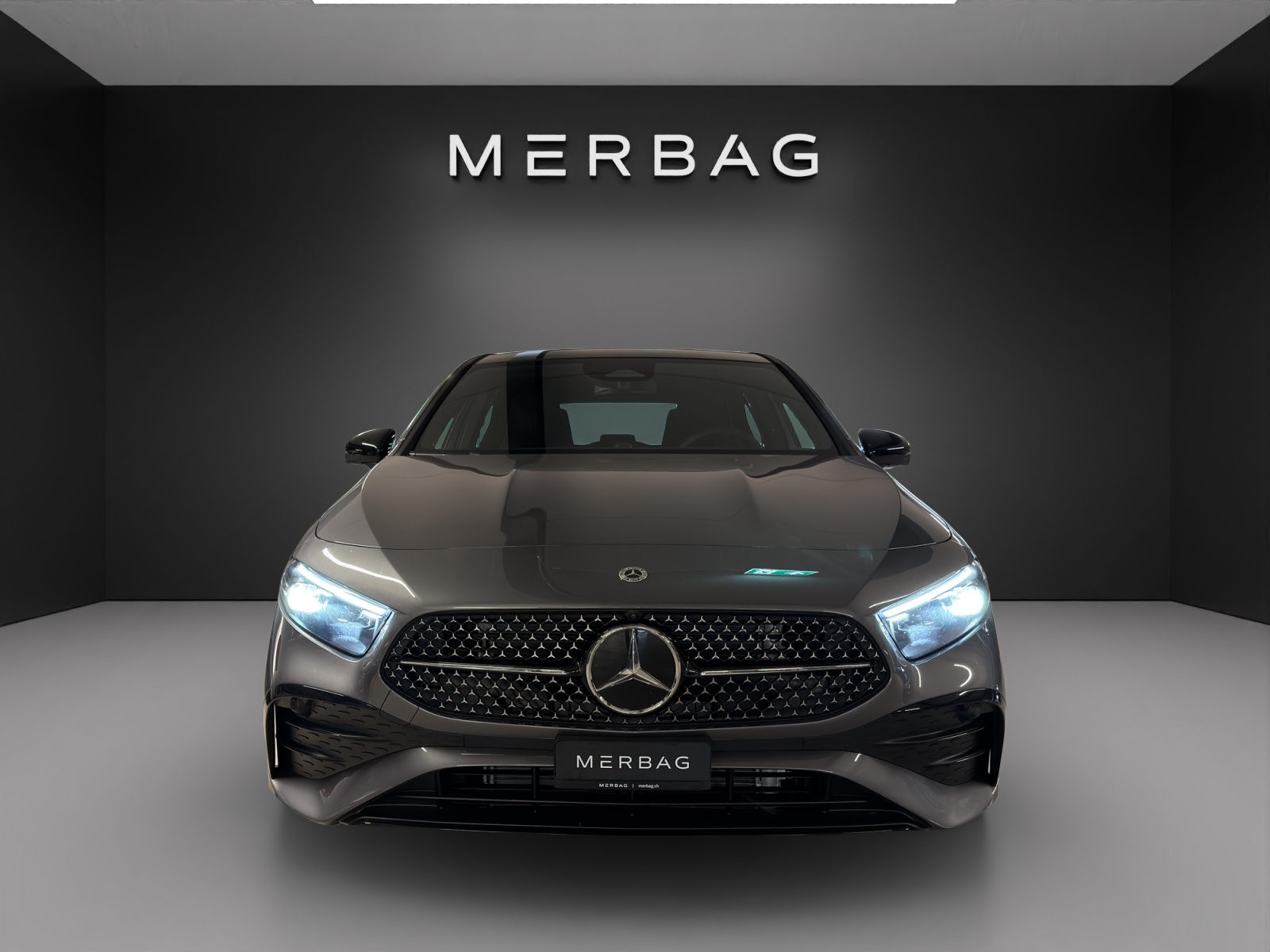 MERCEDES-BENZ A 220 4Matic 8G-DCT-image-1