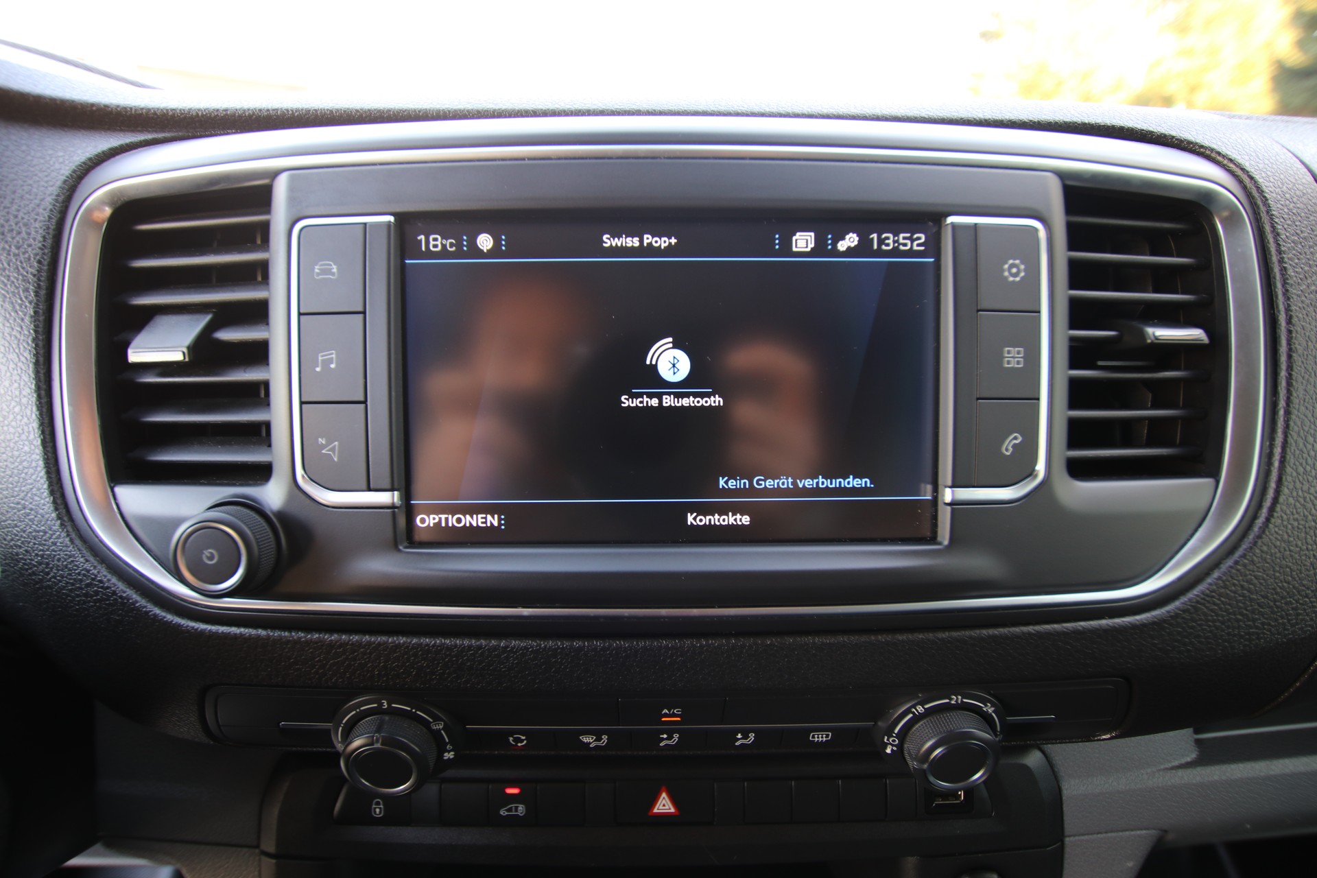 PEUGEOT Expert 2.0 BlueHDi 120 S&S Premium Standard EAT8-image-20