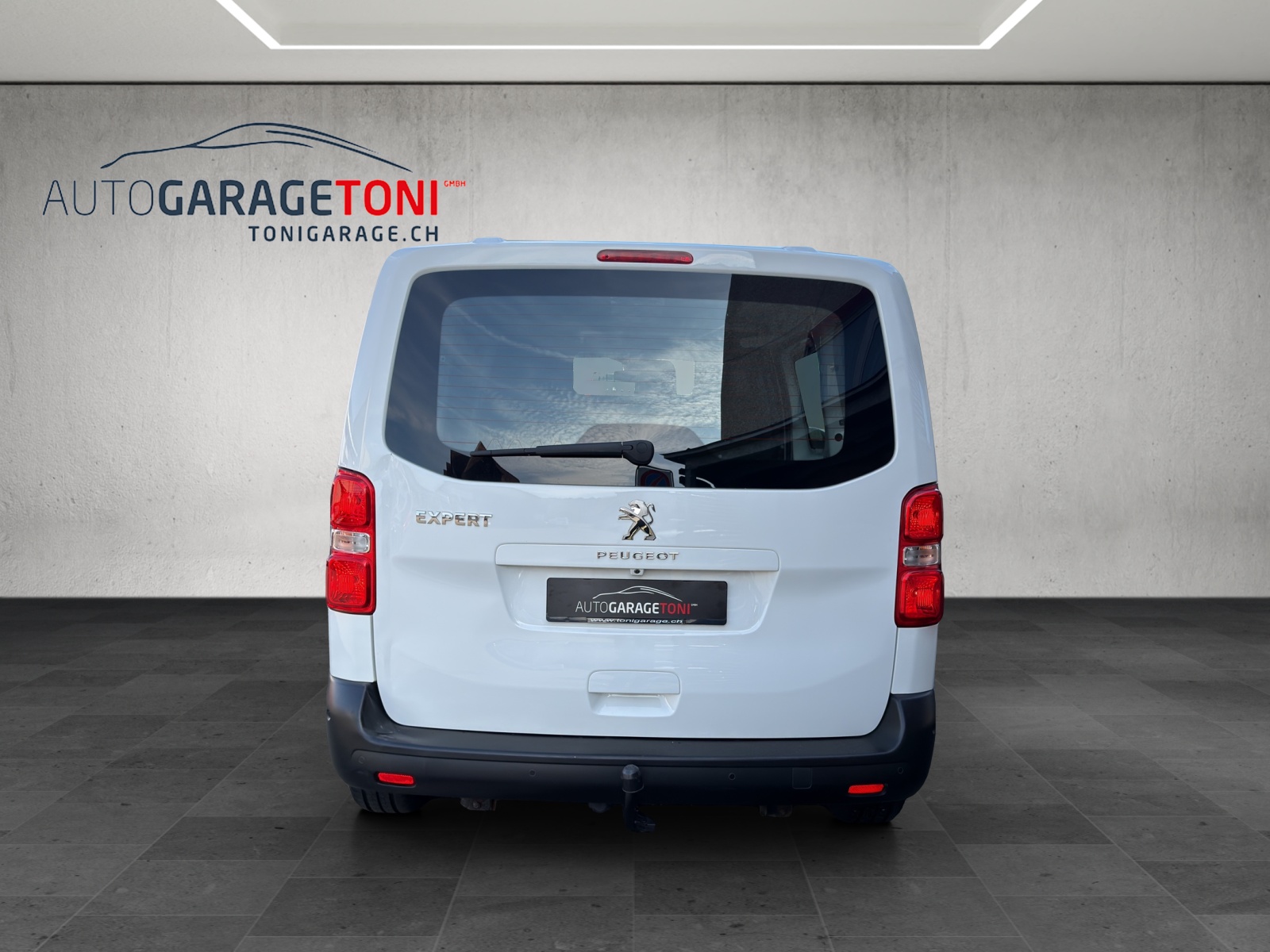 PEUGEOT Expert 2.0 BlueHDi 120 S&S Premium Standard EAT8-image-7