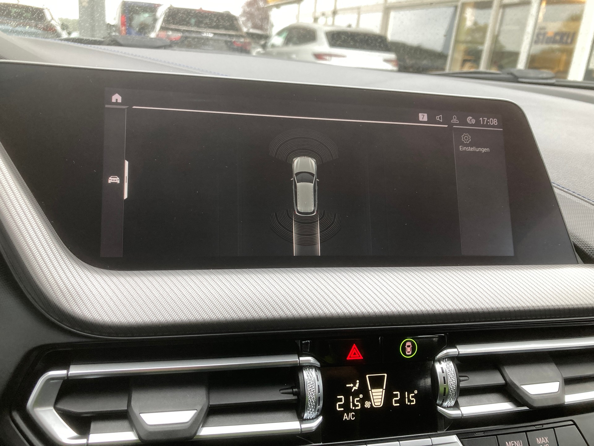 BMW M135i xDrive Steptronic-image-13