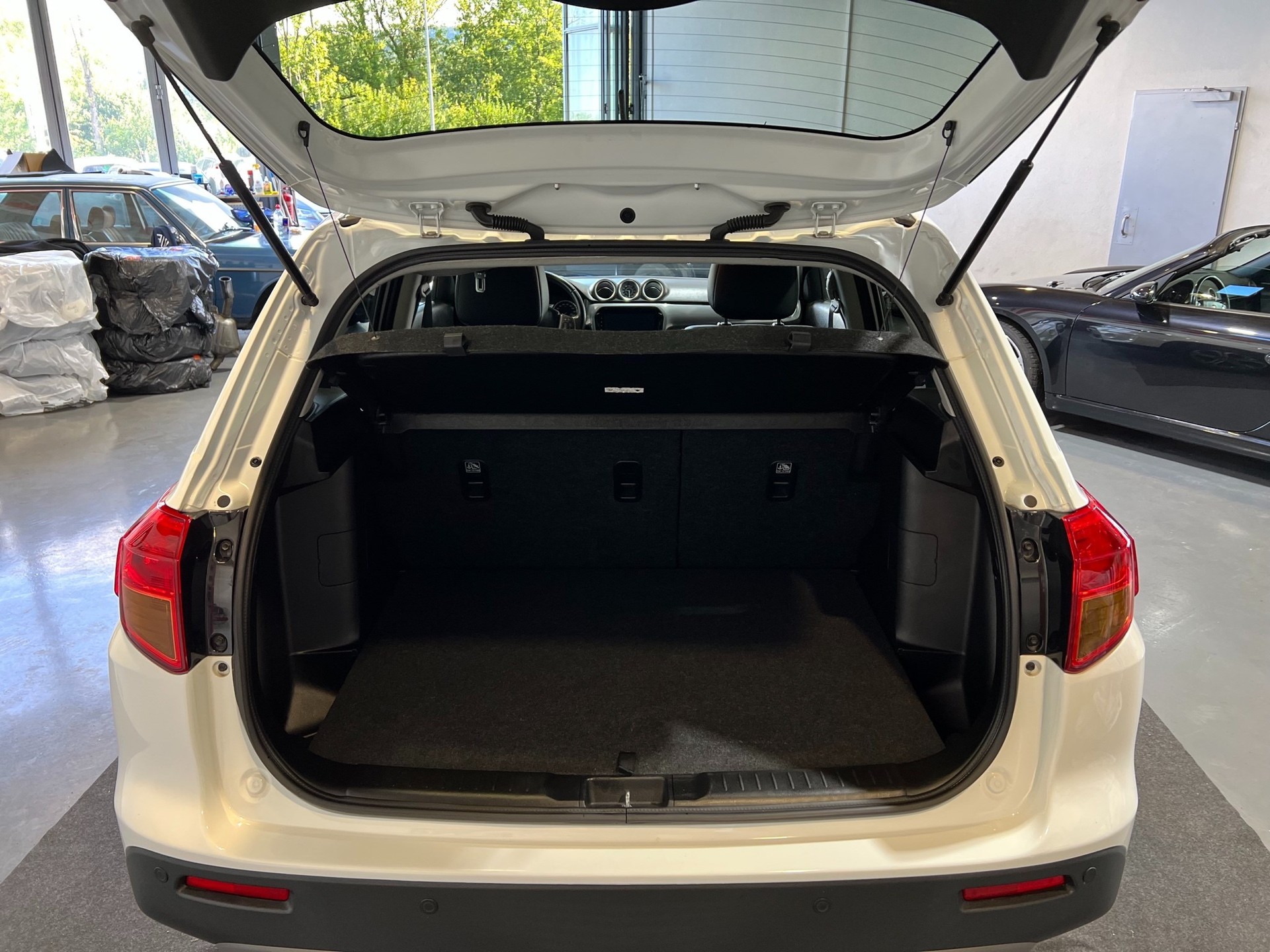 SUZUKI Vitara 1.6 Unico-image-4