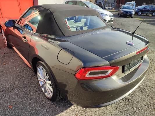 FIAT 124 Spider 1.4 TB Lusso-image-11