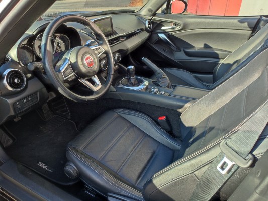 FIAT 124 Spider 1.4 TB Lusso-image-12