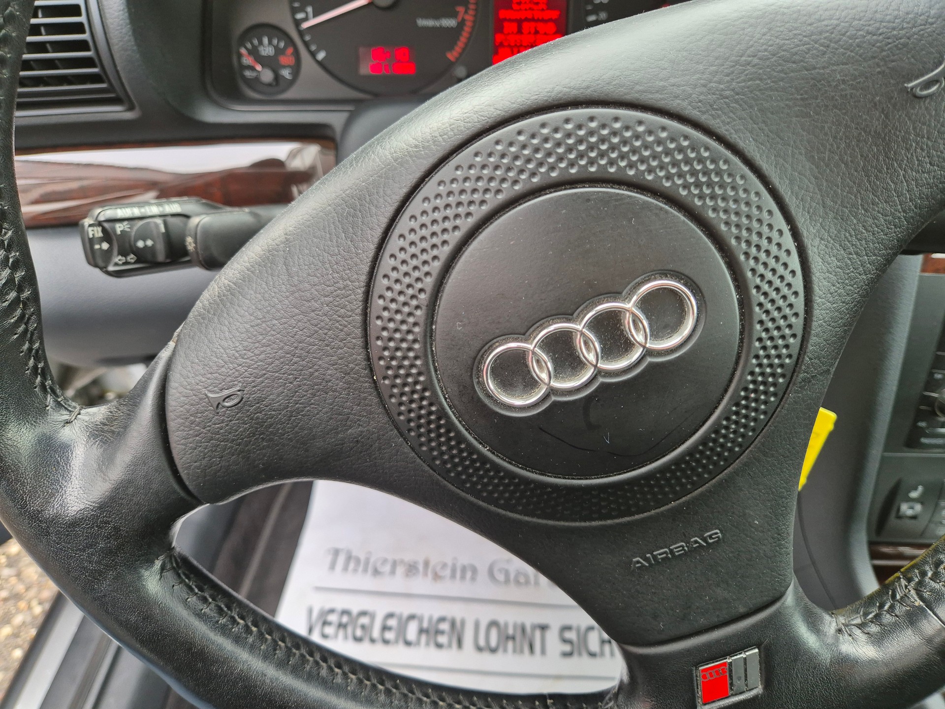 AUDI A4 2.8 quattro Advance-image-21
