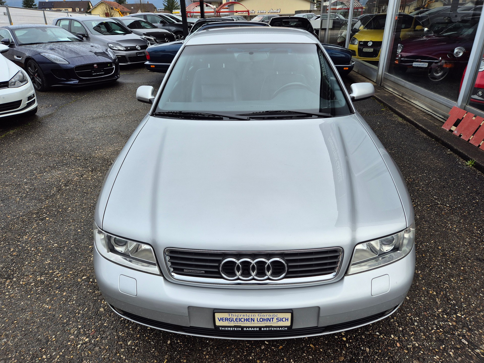 AUDI A4 2.8 quattro Advance-image-3