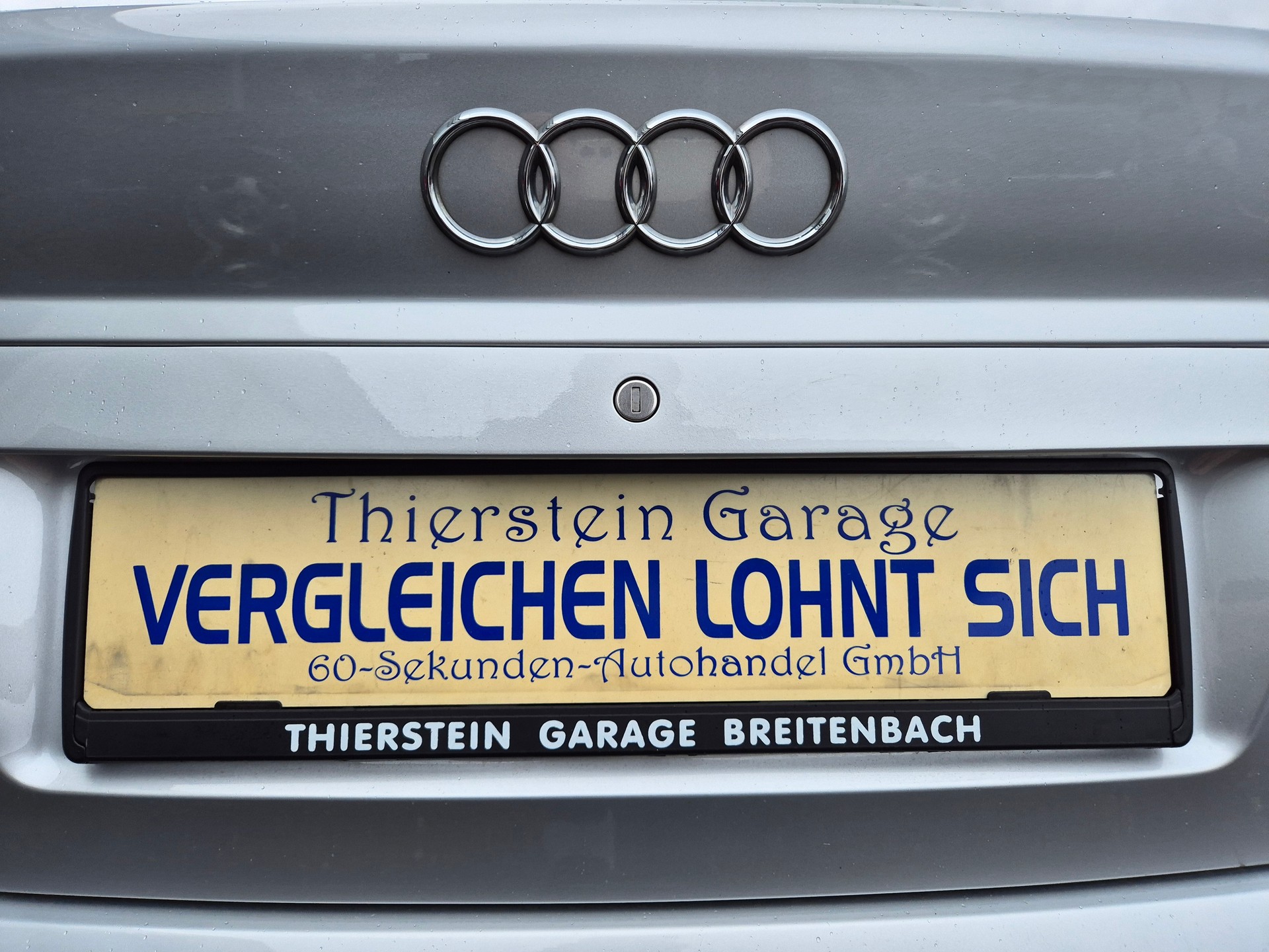 AUDI A4 2.8 quattro Advance-image-31