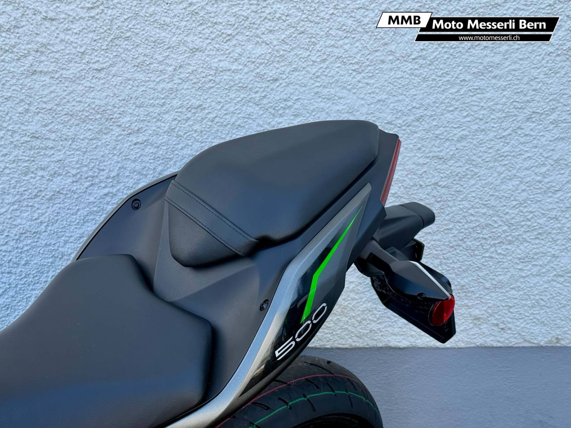KAWASAKI Z 500-image-8