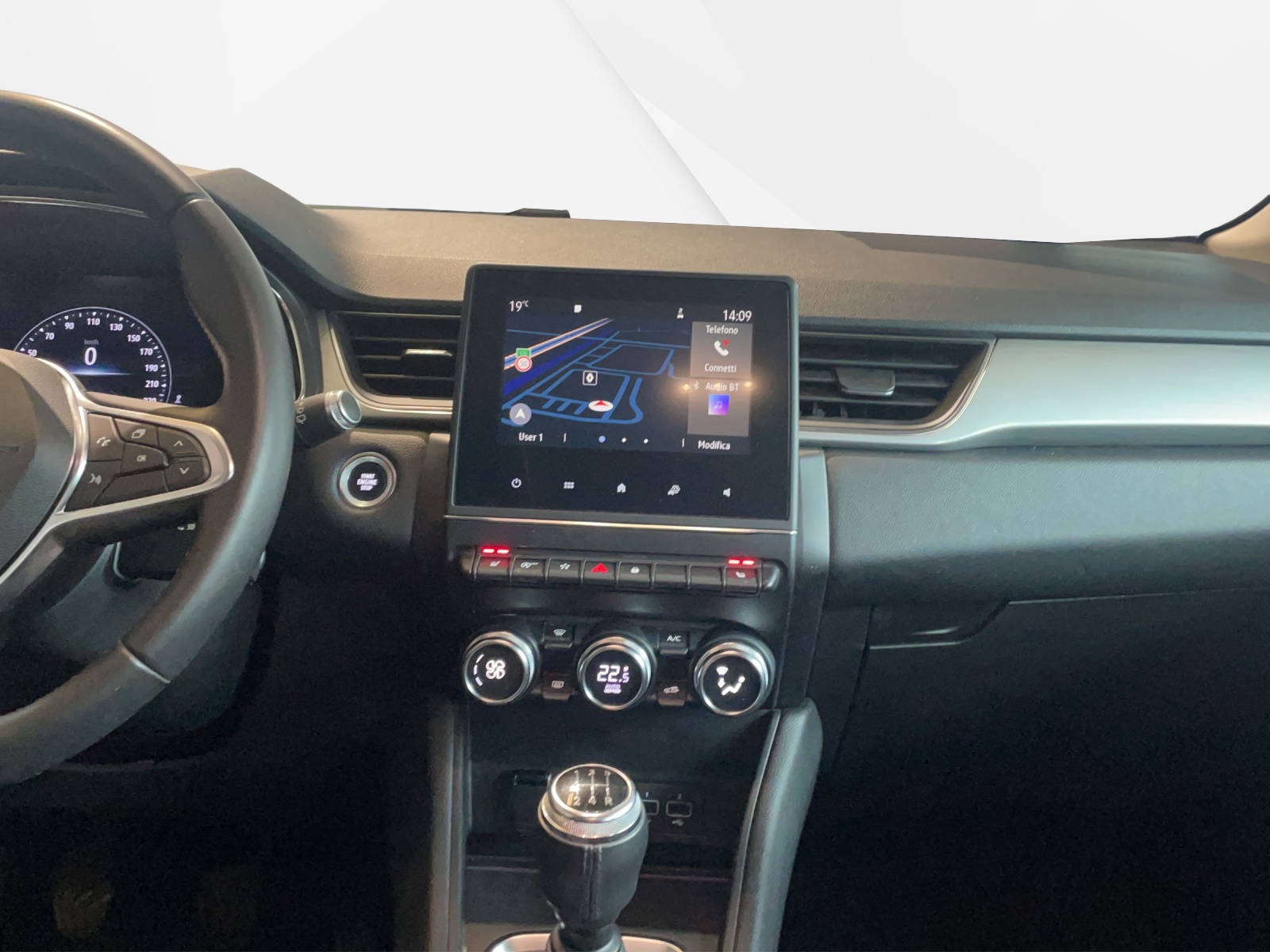 RENAULT Captur 1.0 TCe Intens-image-9