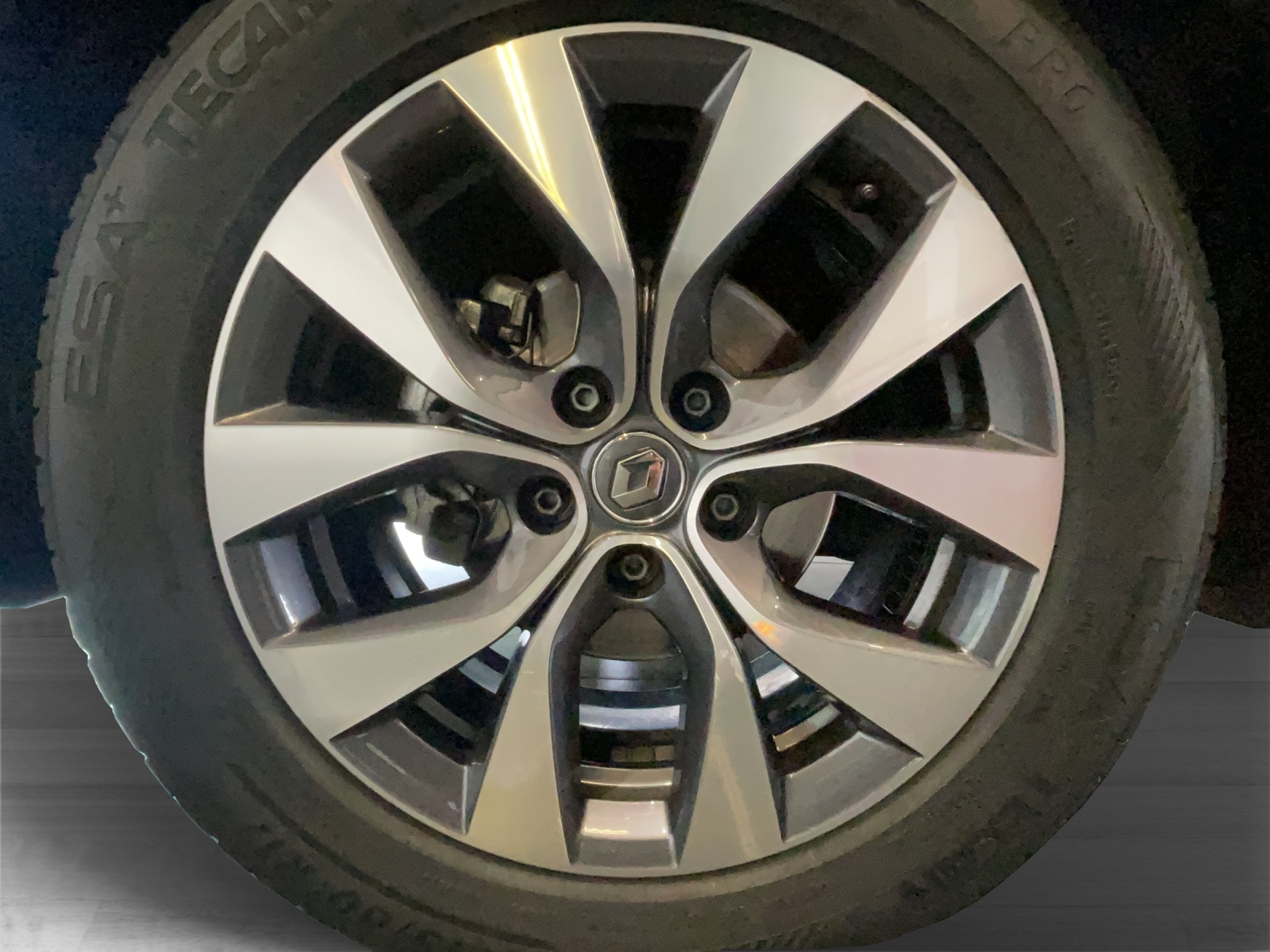 RENAULT Captur 1.0 TCe Intens-image-17