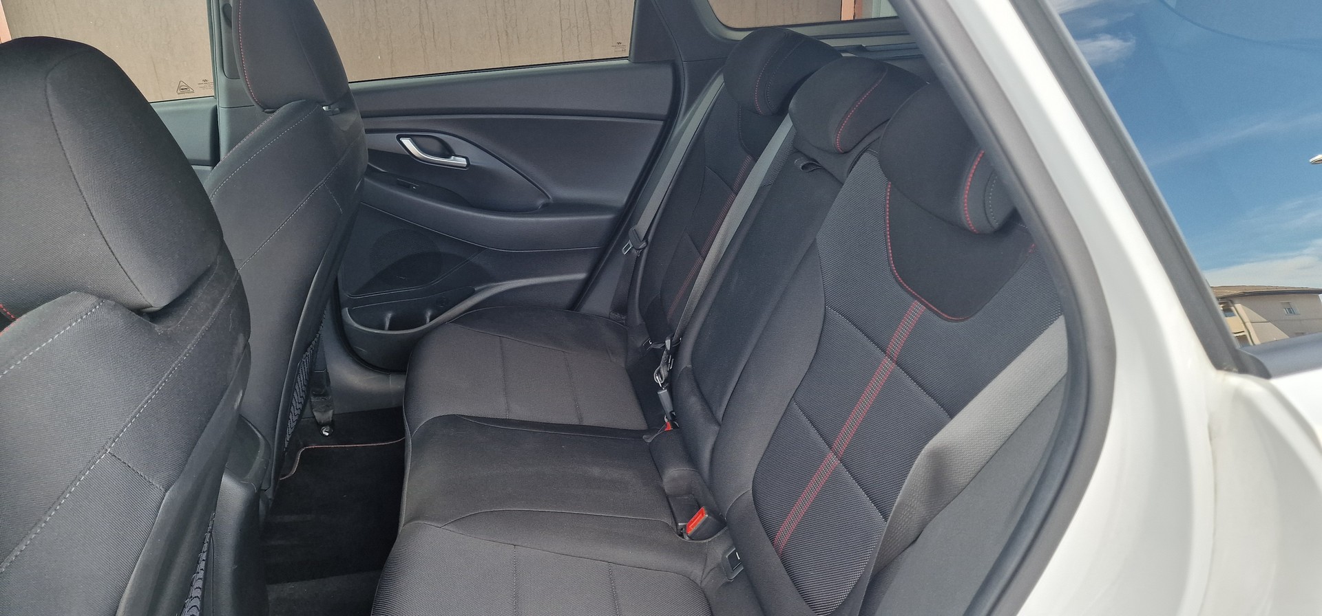 HYUNDAI i30 Wagon 1.5 T-GDi N Line 48V MH DCT-image-10