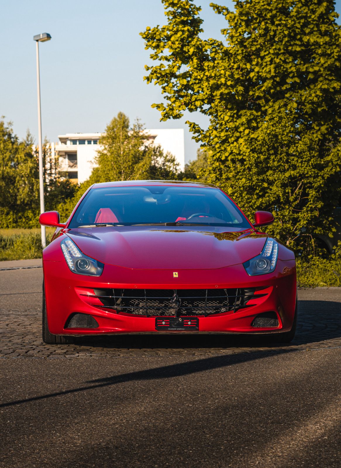 FERRARI FF-image-12