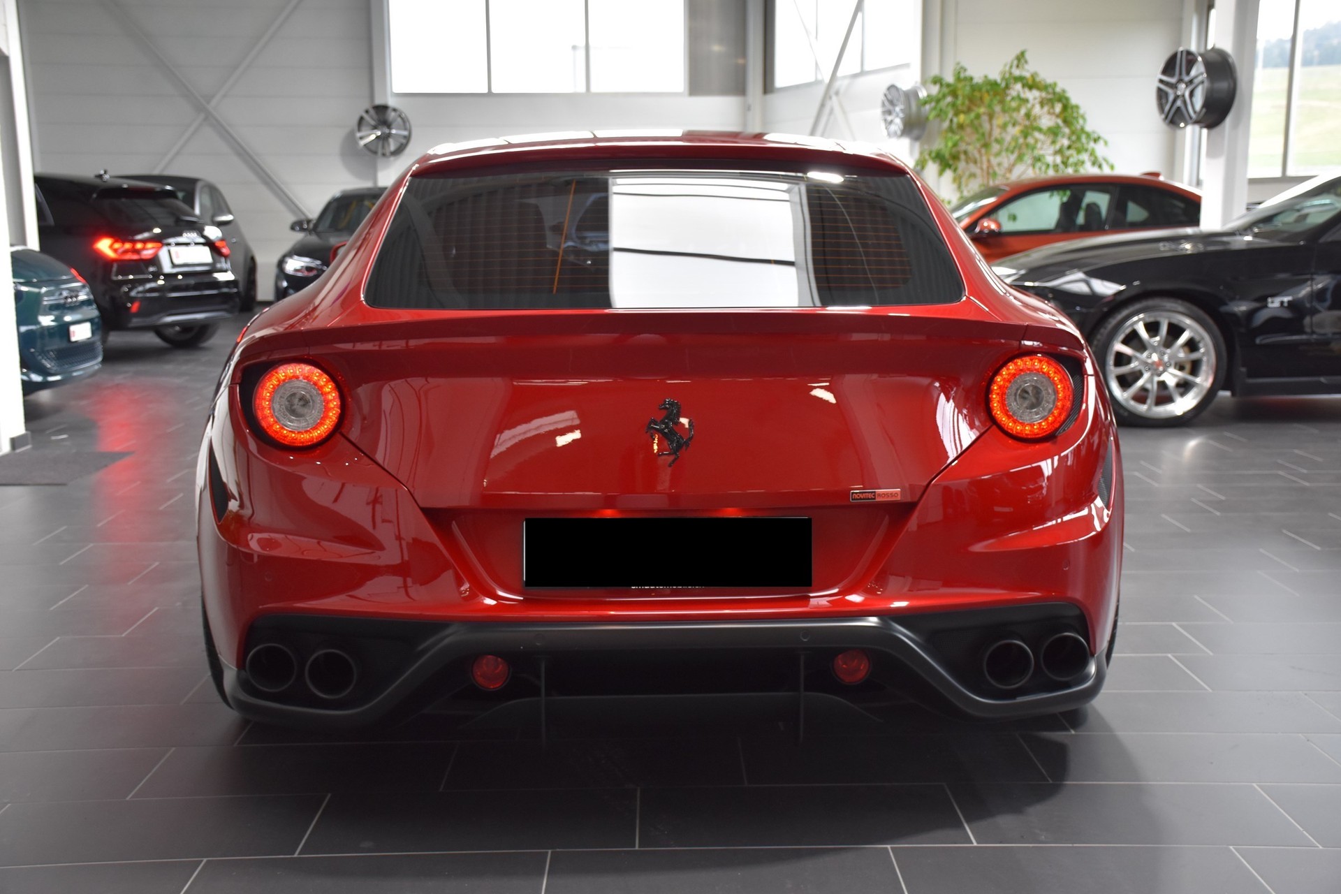 FERRARI FF-image-2