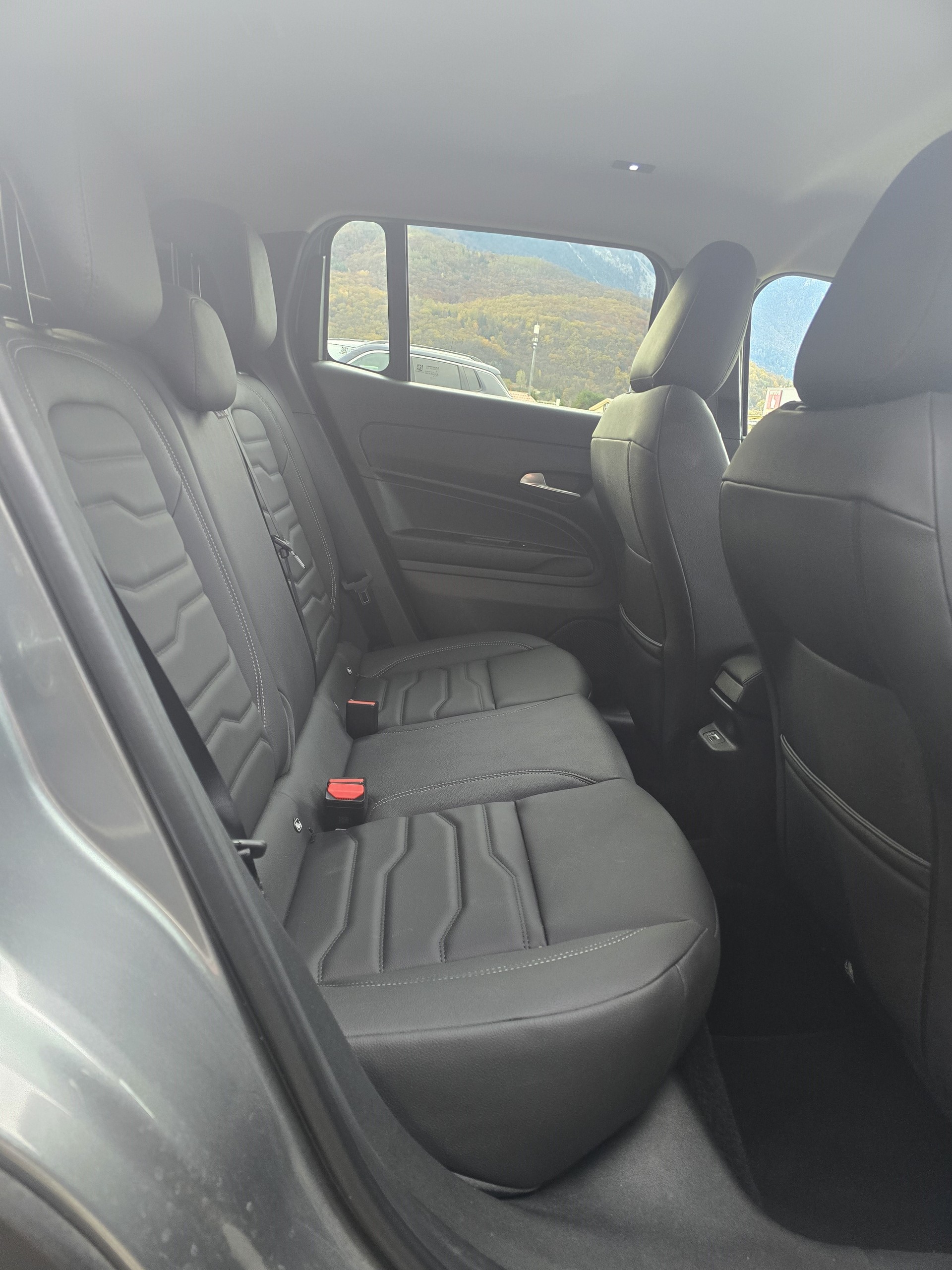 JEEP Avenger 54kWh Summit-image-14